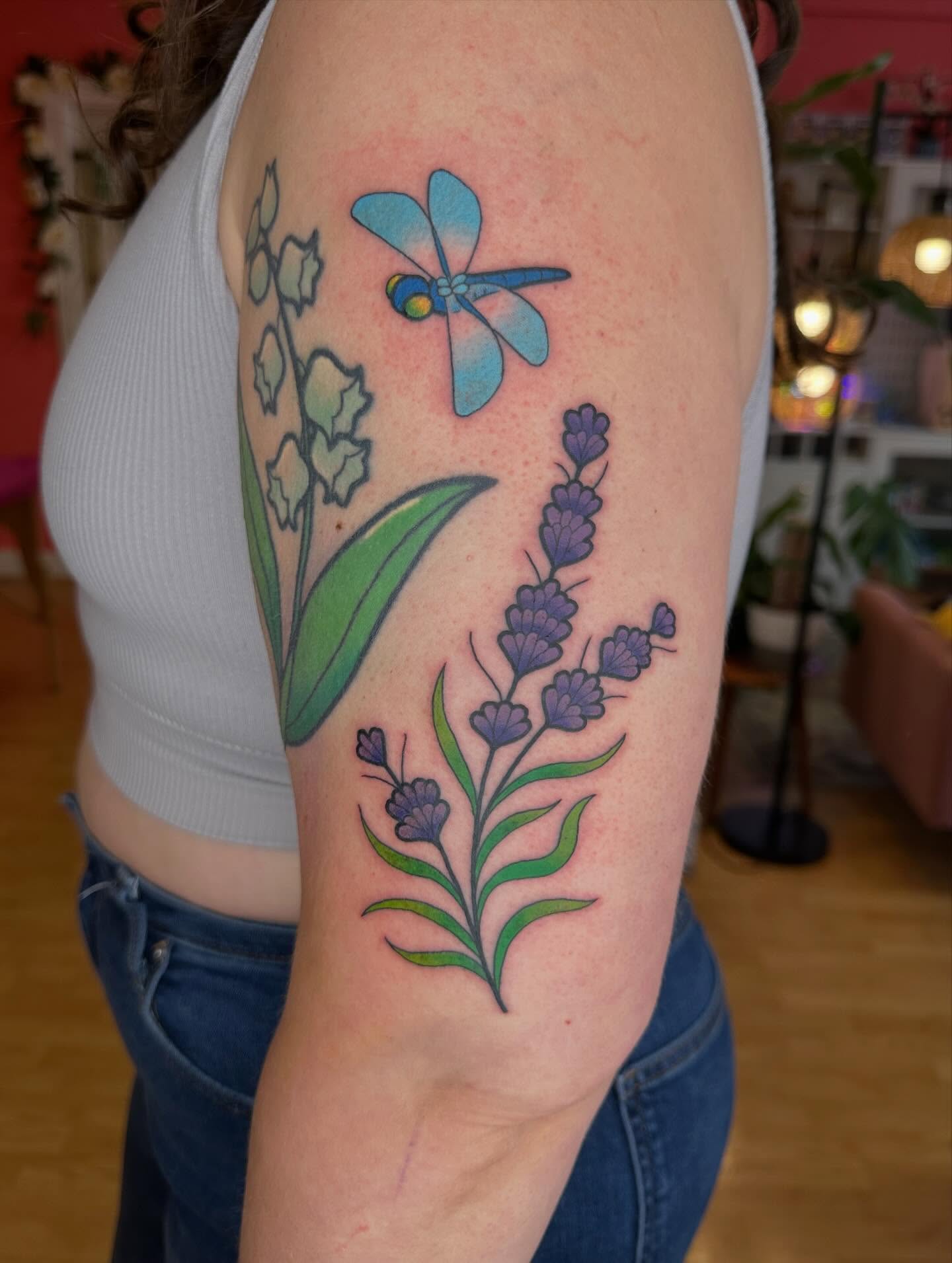 Dragonfly and flowers new school tattoo on the forearm by ✨ Mandy Foster - Bremerton Tattoo Artist✨, Bremerton, Washington