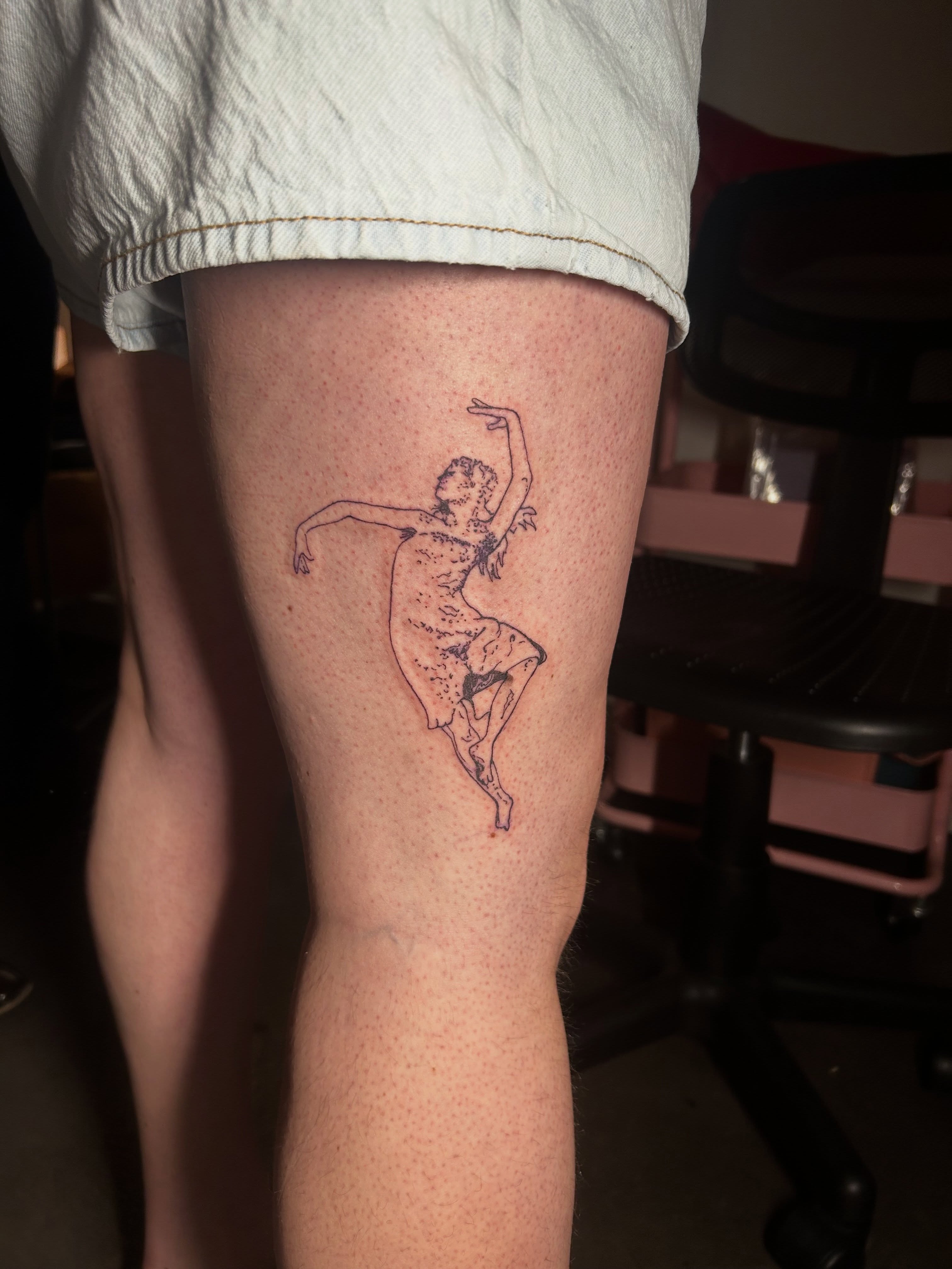 Dancer dotwork tattoo on the thigh by Mattie Robinson