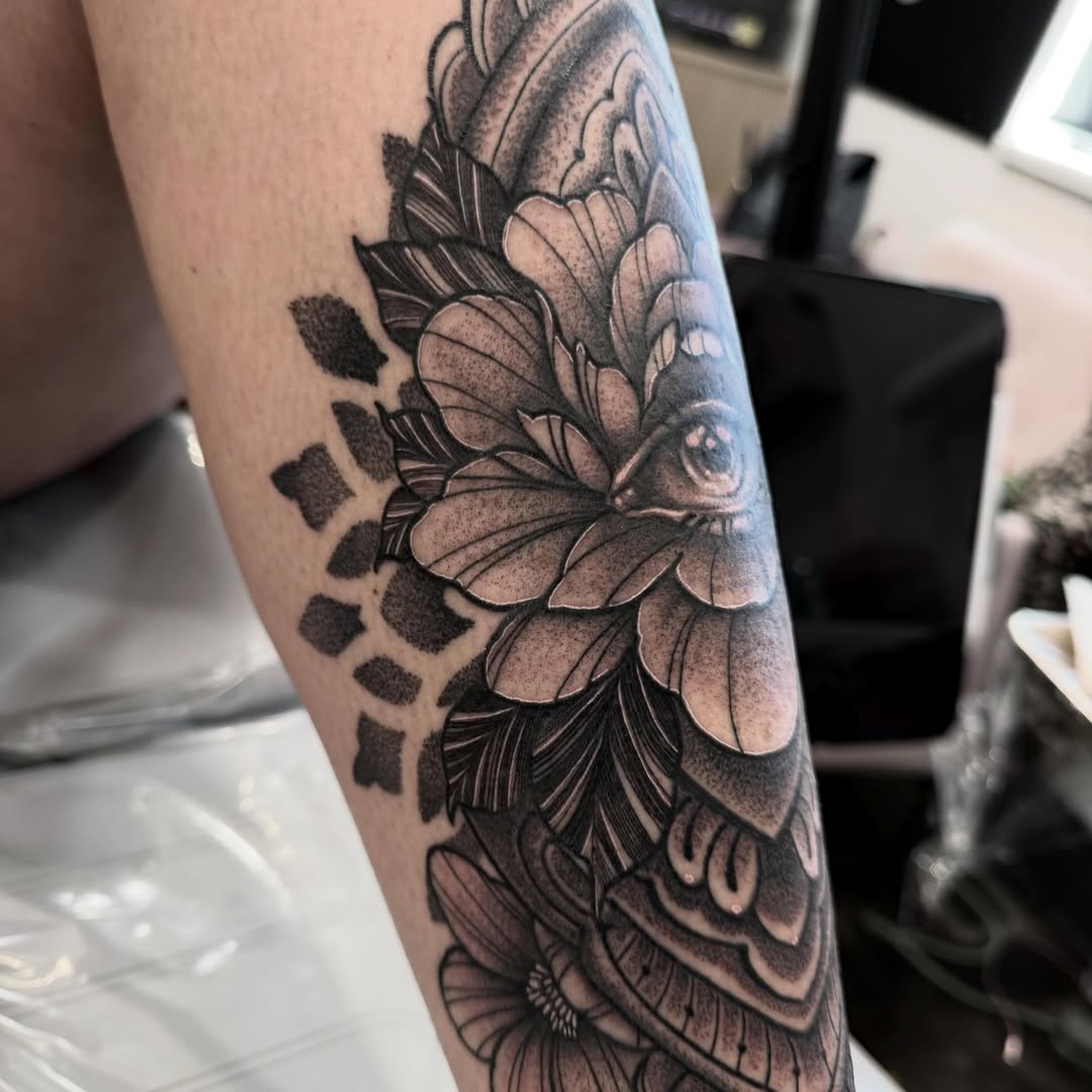 Tattoo by @inkandivvy — black_and_grey