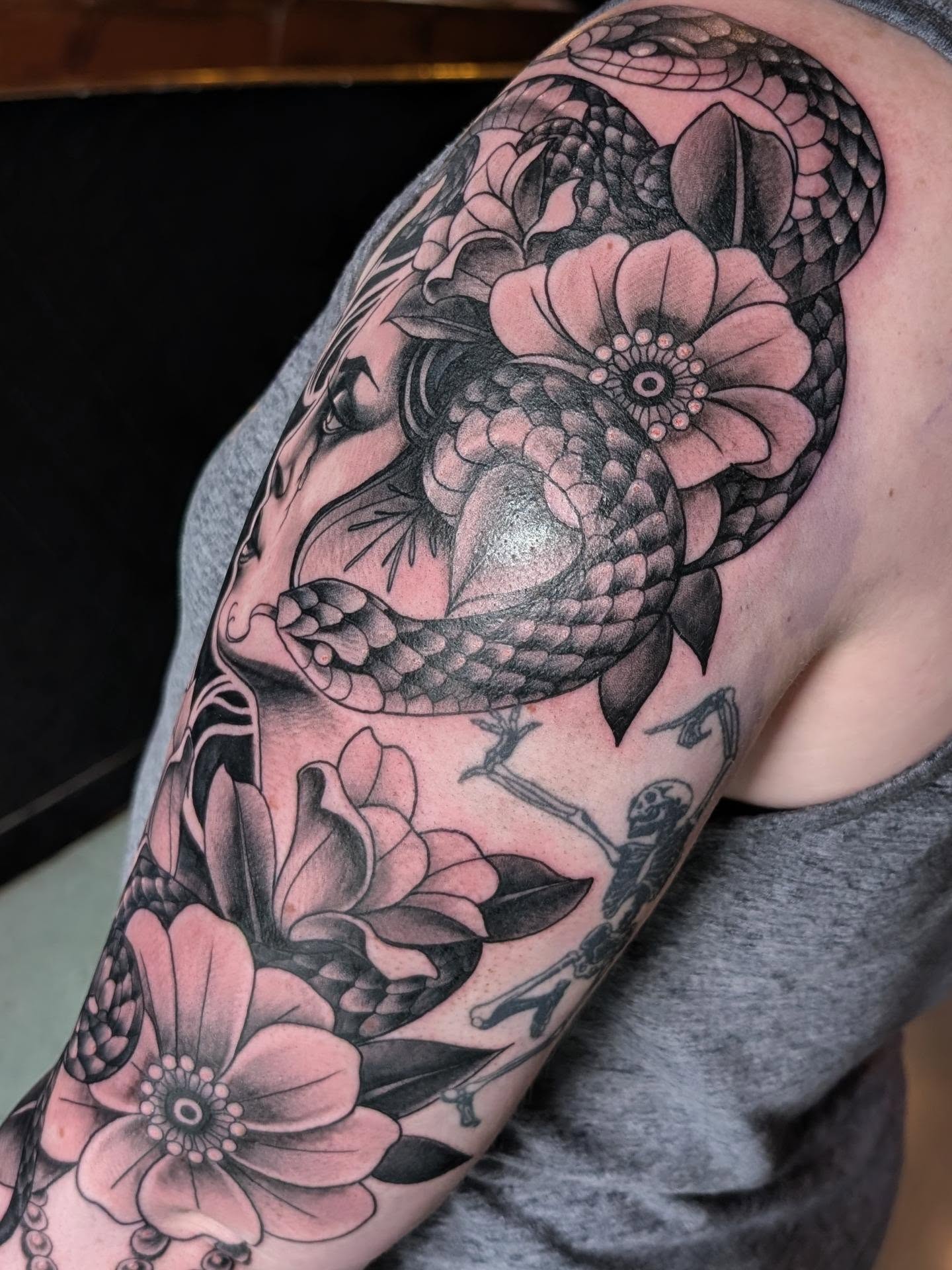 Tattoo by @jainagoldtattoos — black_and_grey, realism
