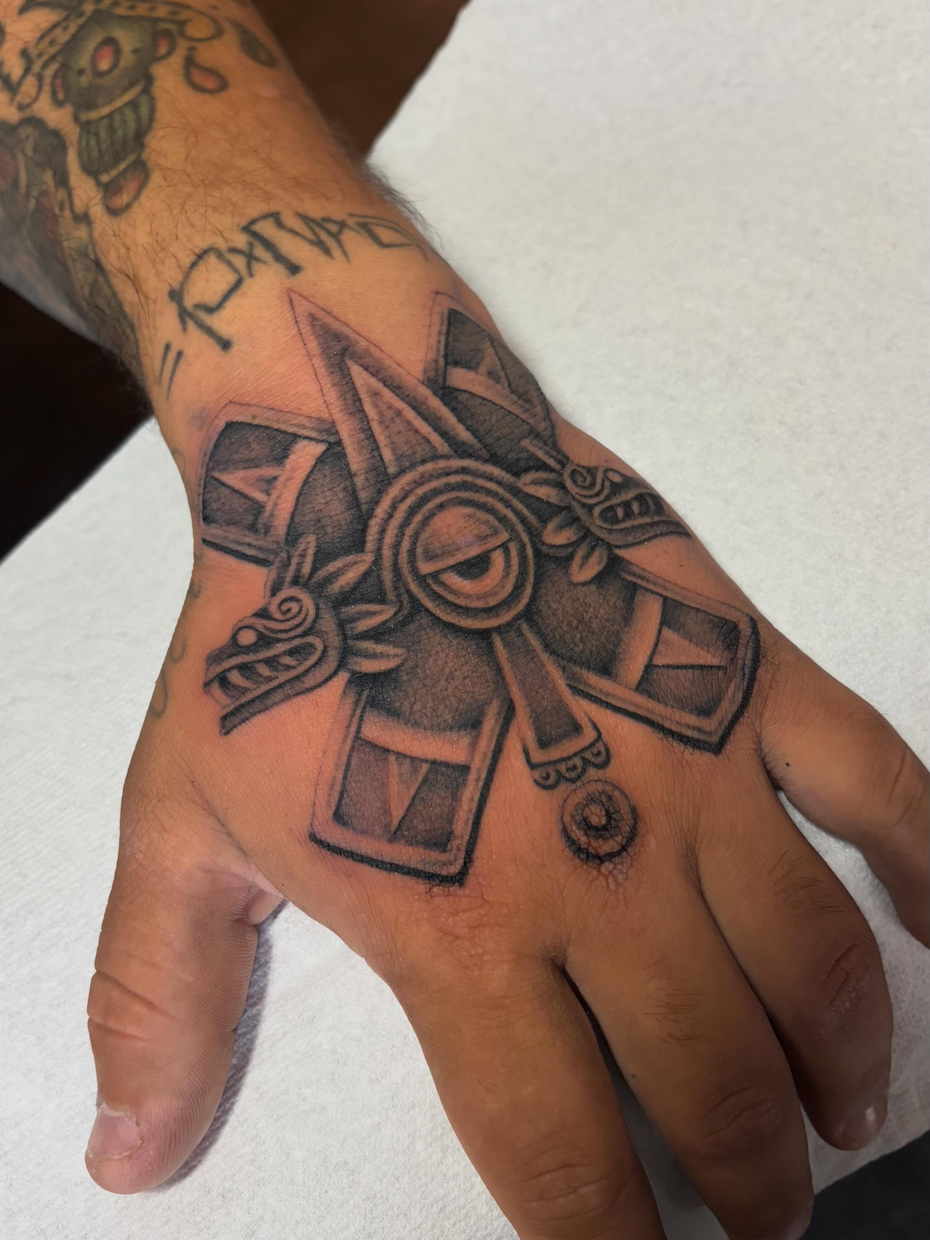 Tattoo by @elmertattoos — black_and_grey