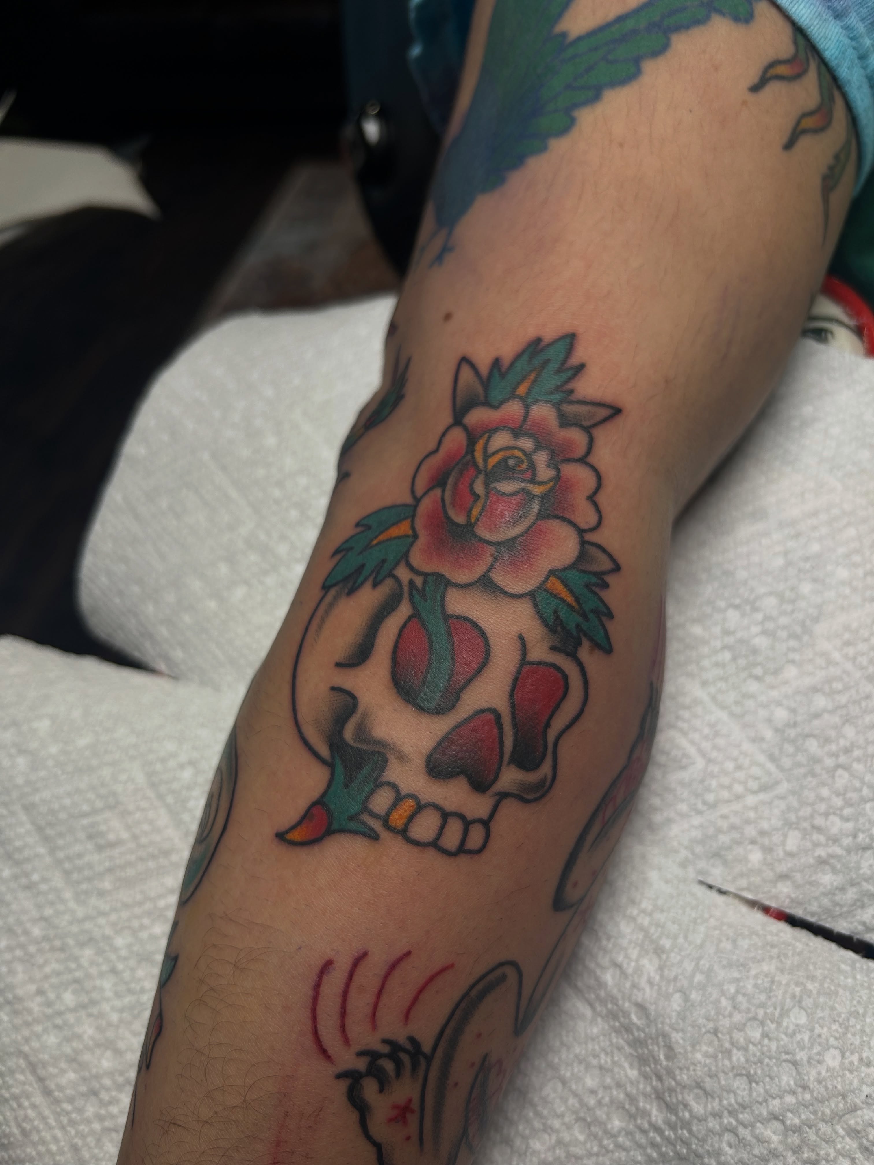 Tattoo by @umbra.capra.tatts — american_traditional, dotwork