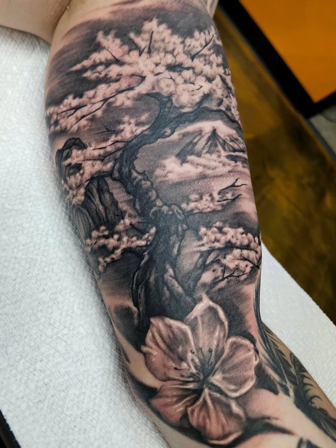 Tattoo by @d.r_tattoos — japanese_irezumi, realism
