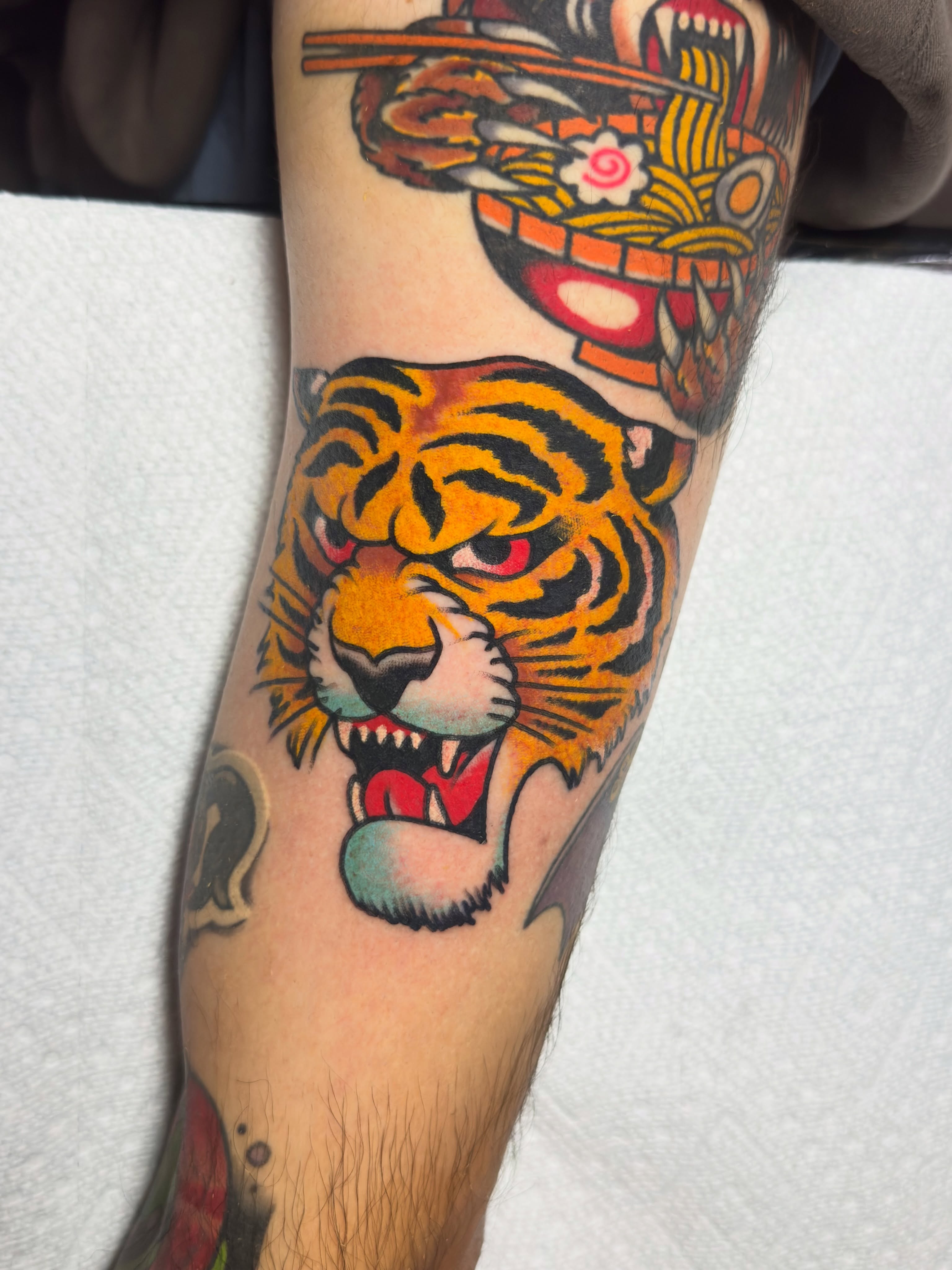 Tattoo by @tat2vandal โ american_traditional