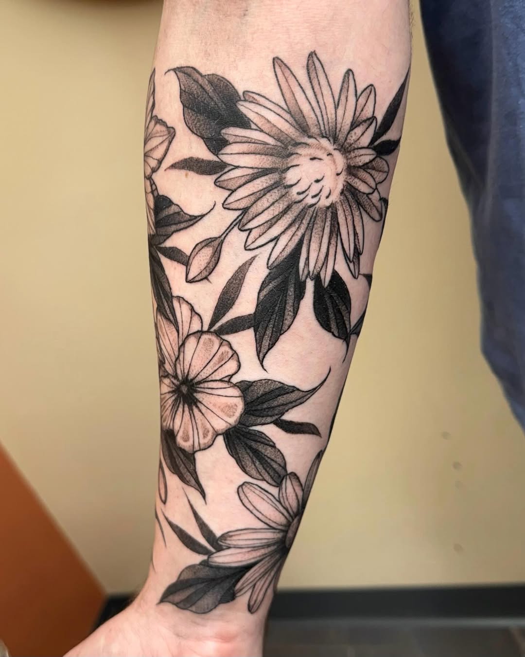 Tattoo by @jadadavistattoo — black_and_grey, fine_line