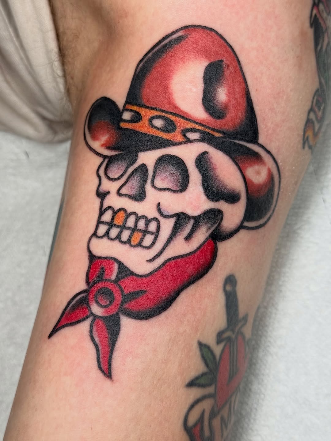 Tattoo by @jojobentontattoo — american_traditional