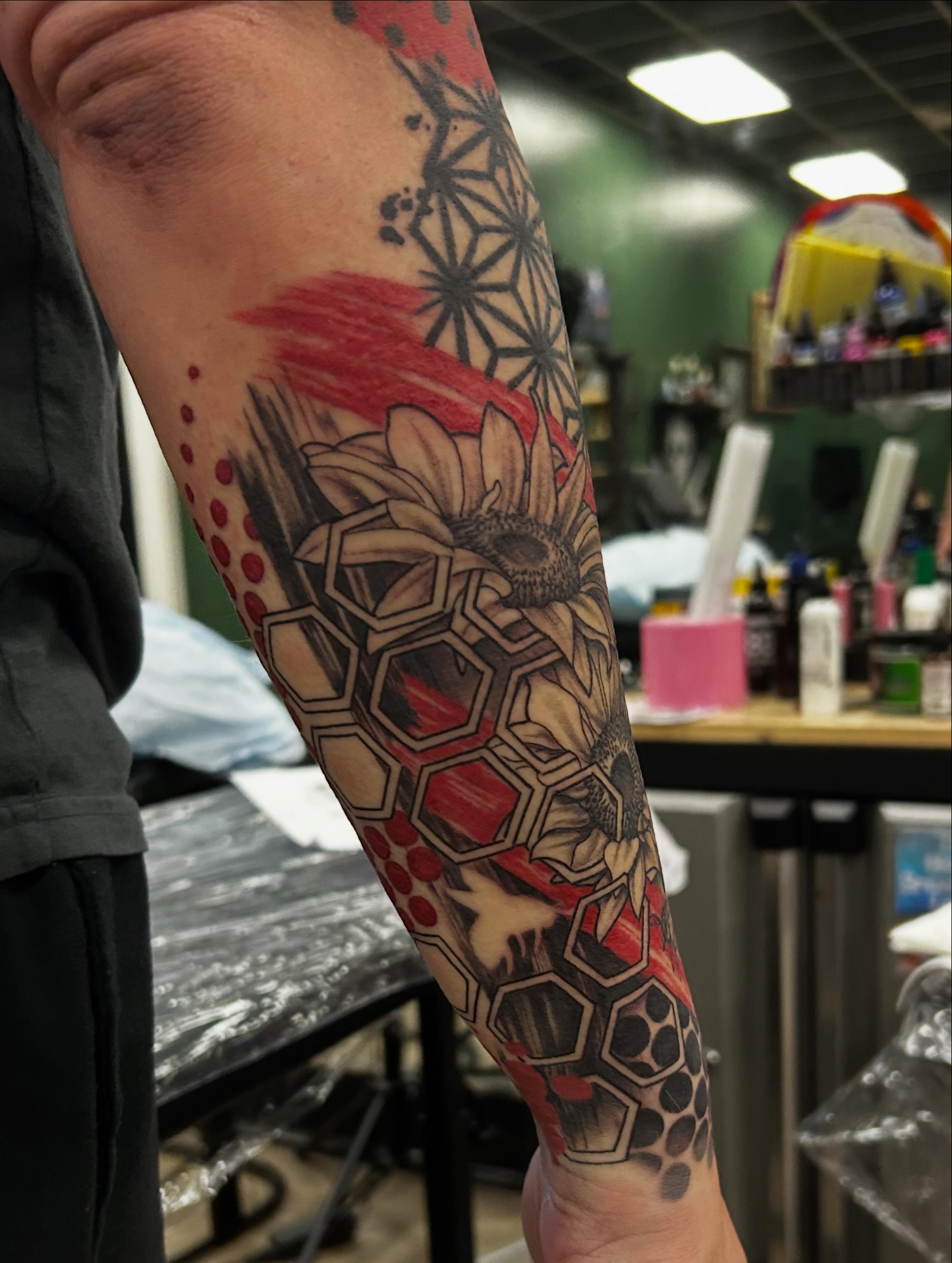 Tattoo by @mayhem_inkk — geometric, dotwork