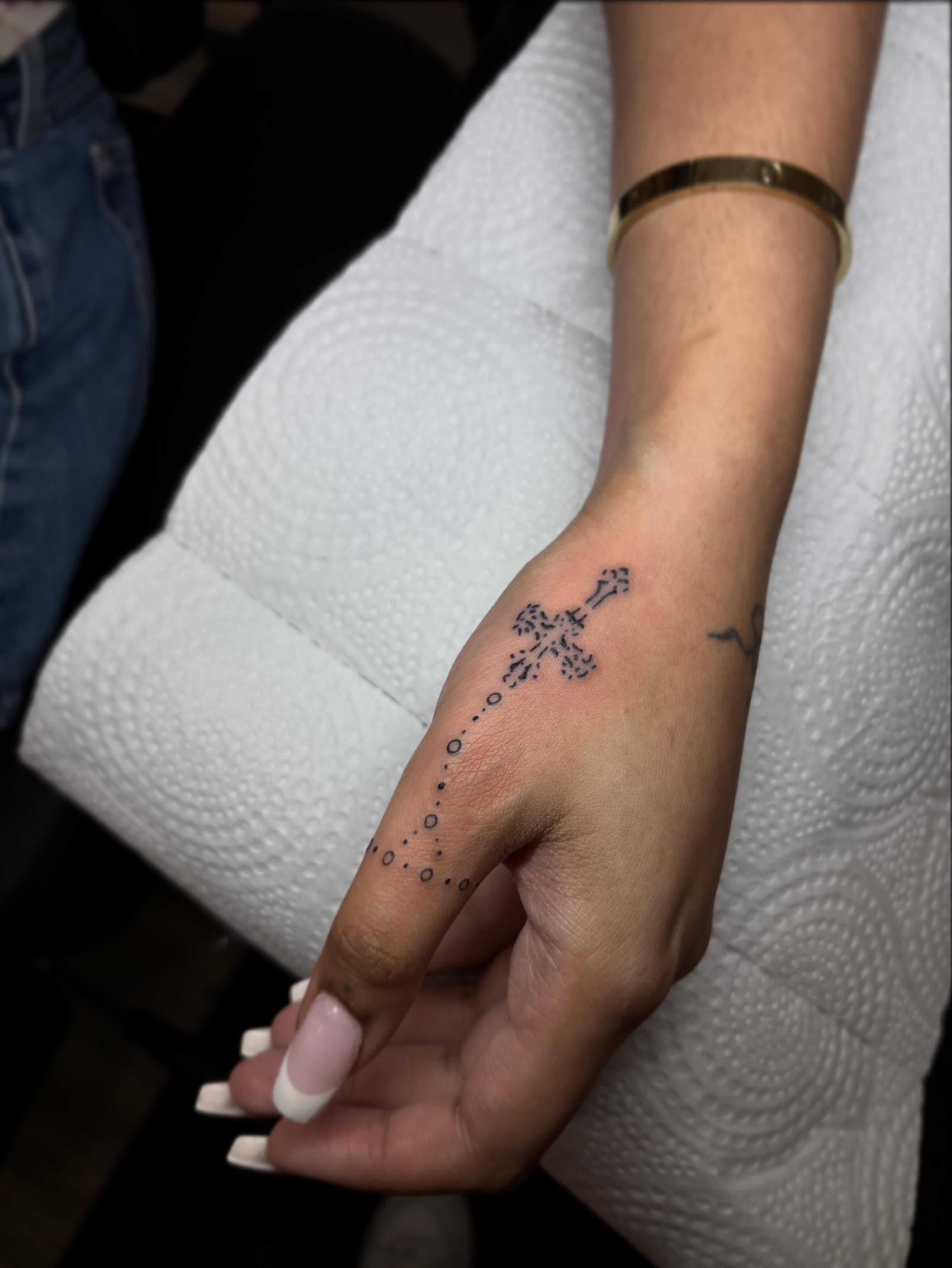 Tattoo by @carvedbyg — dotwork