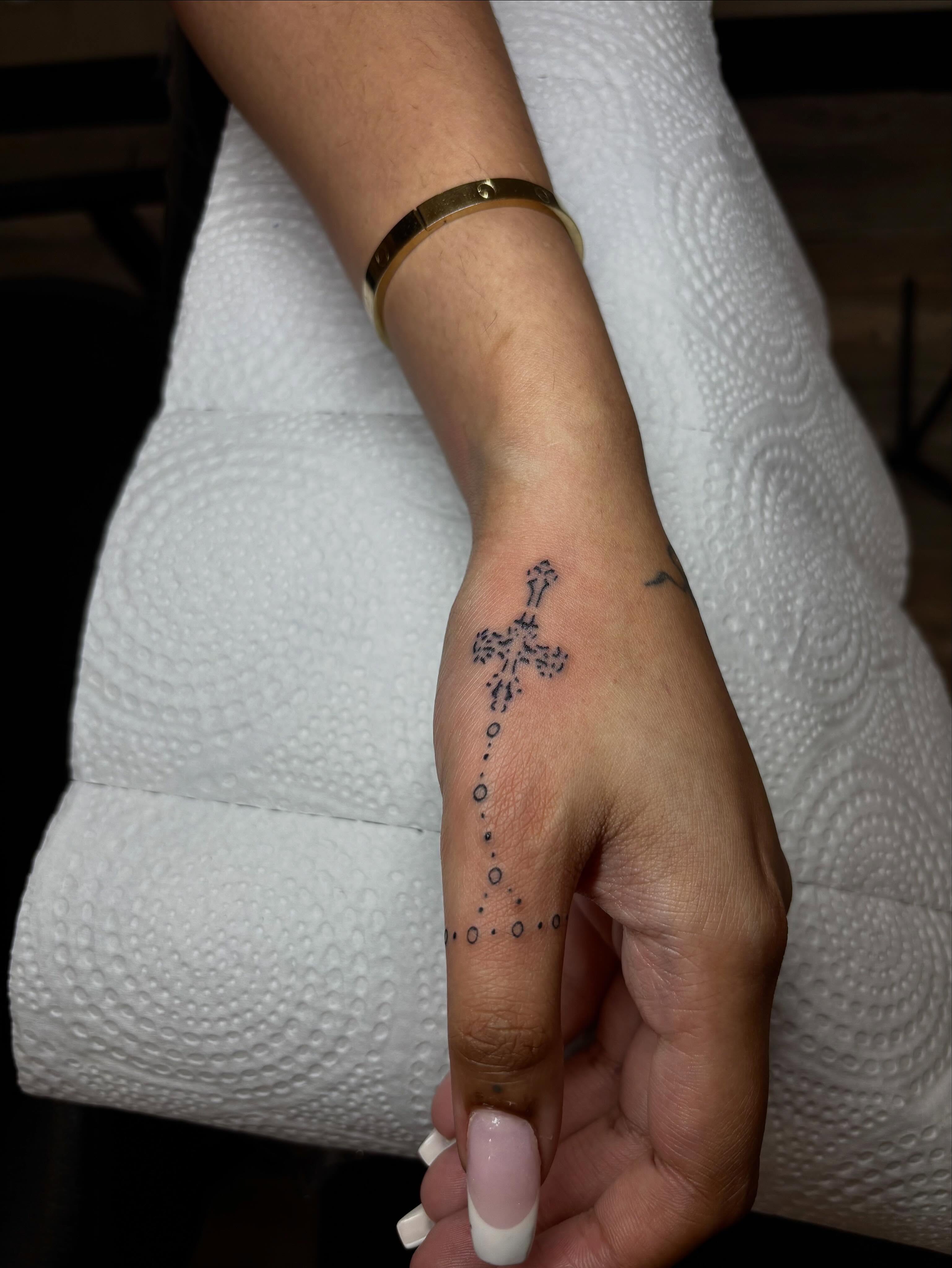 Tattoo by @carvedbyg — dotwork