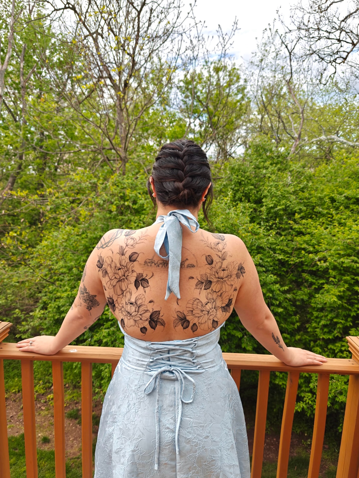 Floral black and grey tattoo on the back by Ash - Fineline Tattoo Apprentice