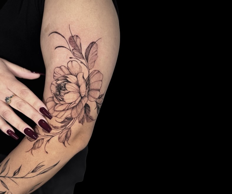 Tattoo by @maaru.tattoo — black_and_grey
