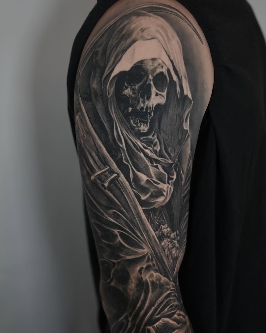 Tattoo by @facundogiltattoo — realism, black_and_grey