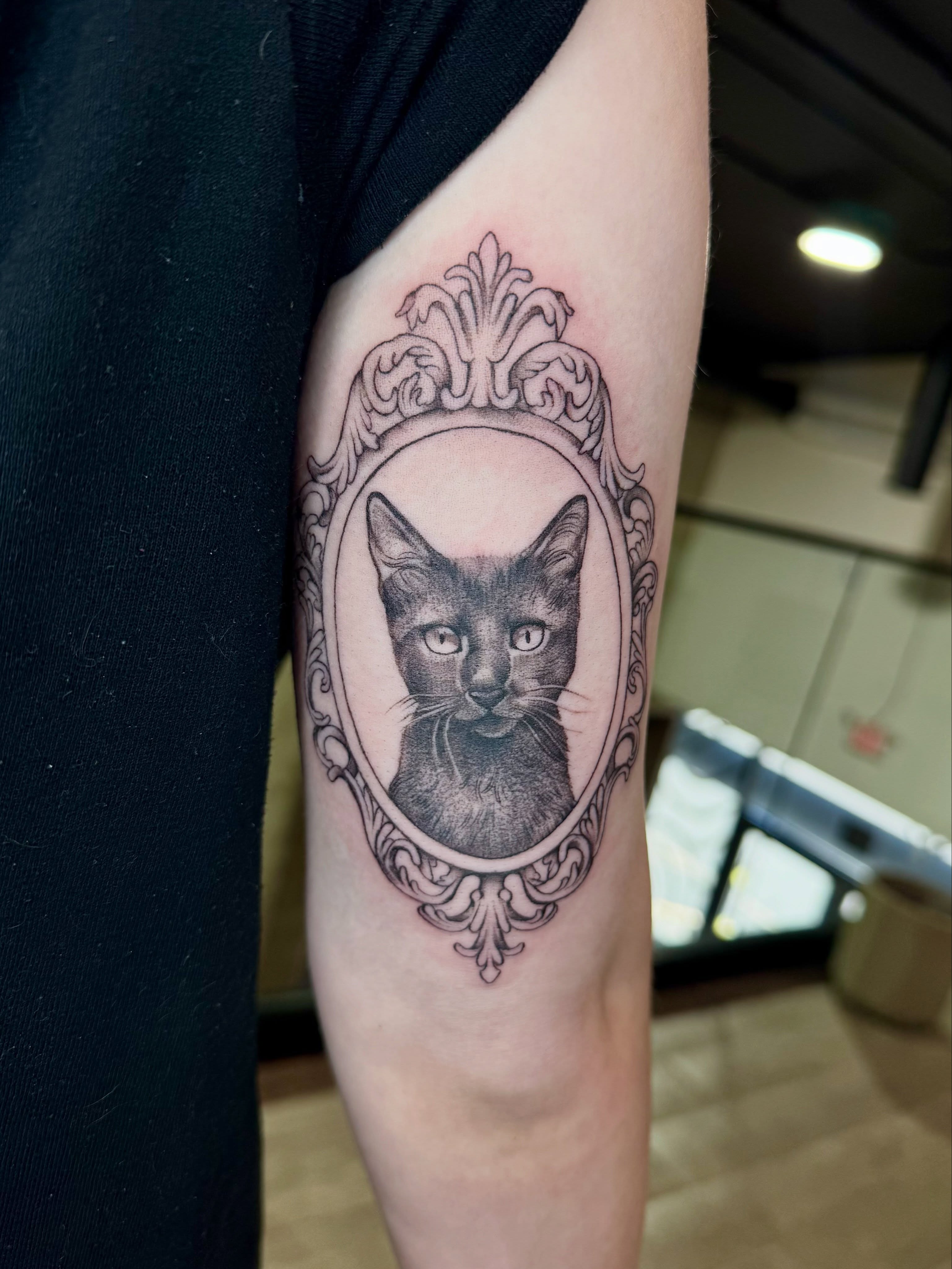 Tattoo by @taracrespitattoos โ black_and_grey, realism