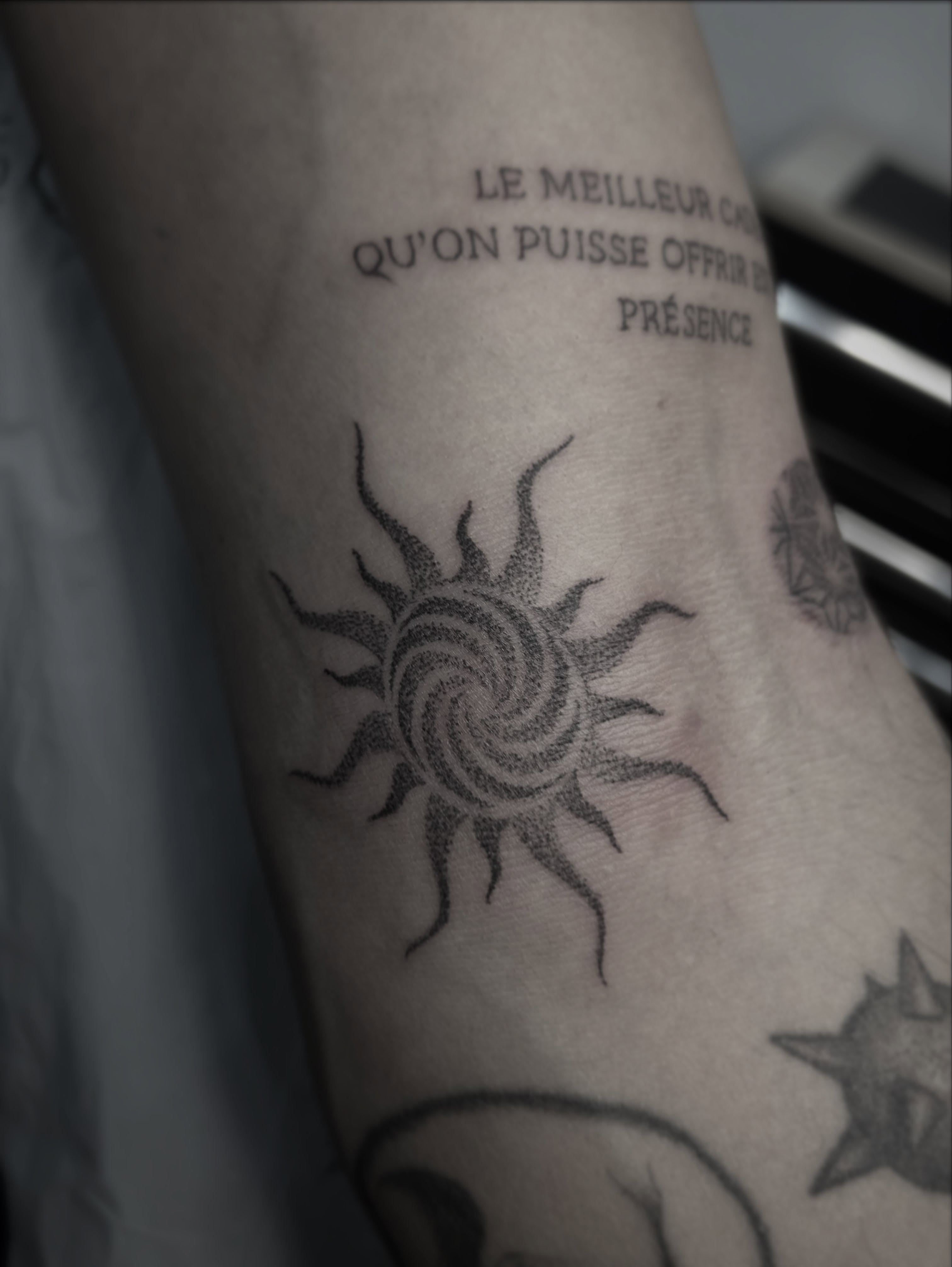 Tattoo by @douceliigne — dotwork