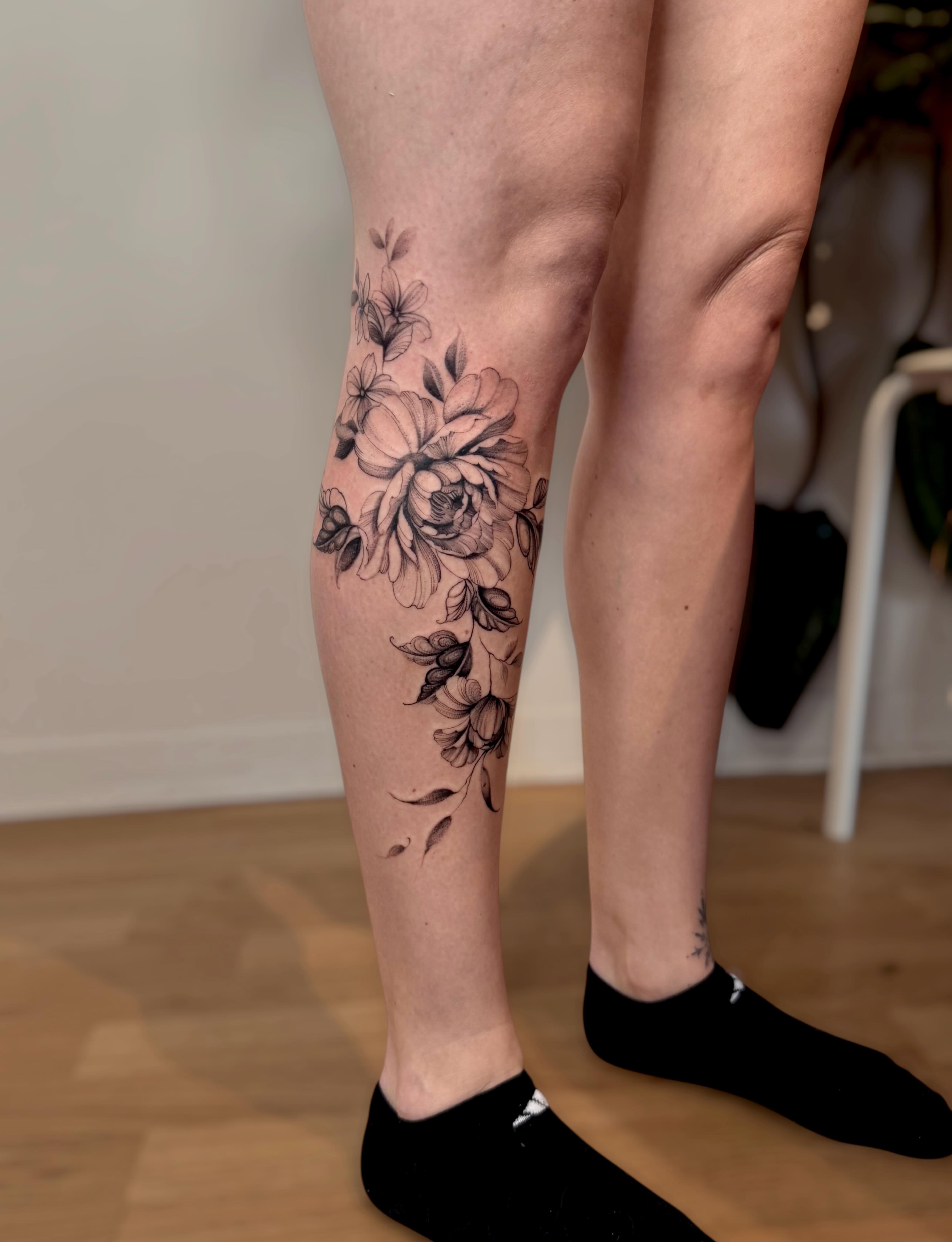 Tattoo by @slaubcreation — black_and_grey
