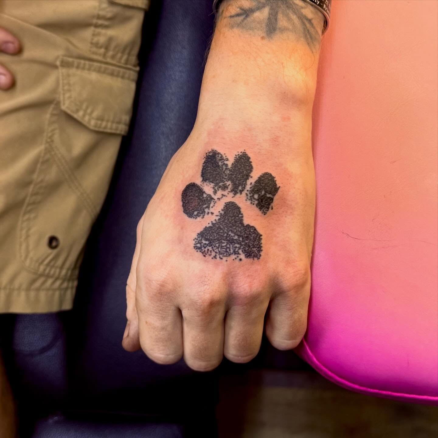 Tattoo by @batty_girl_tats — dotwork