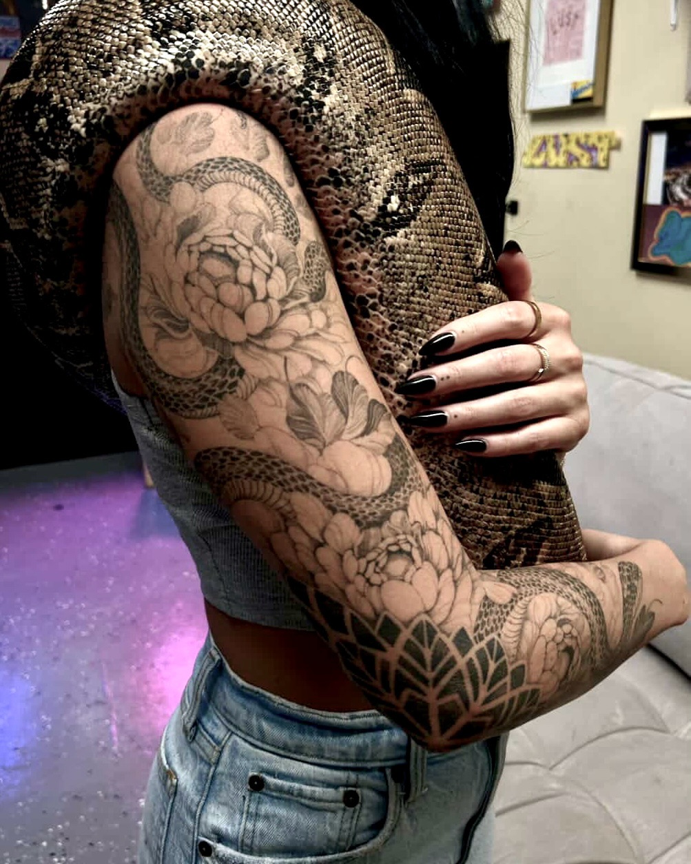 Tattoo by @yongjuntattoo β black_and_grey, ornamental