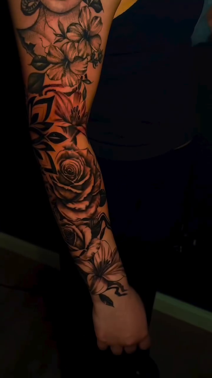 Tattoo by @3mtattoos — black_and_grey, realism