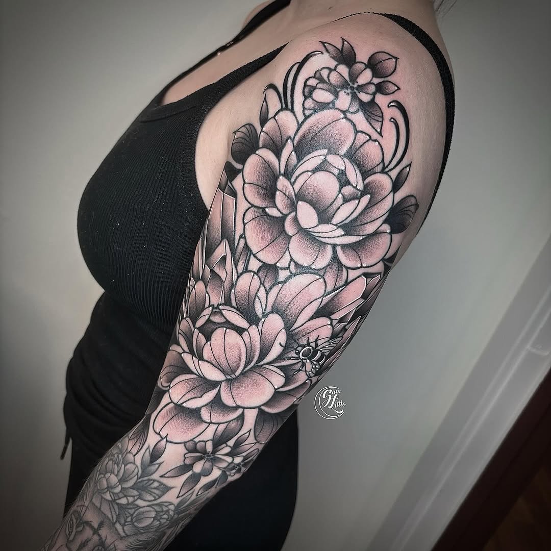 Tattoo by @samjlittle โ black_and_grey, realism