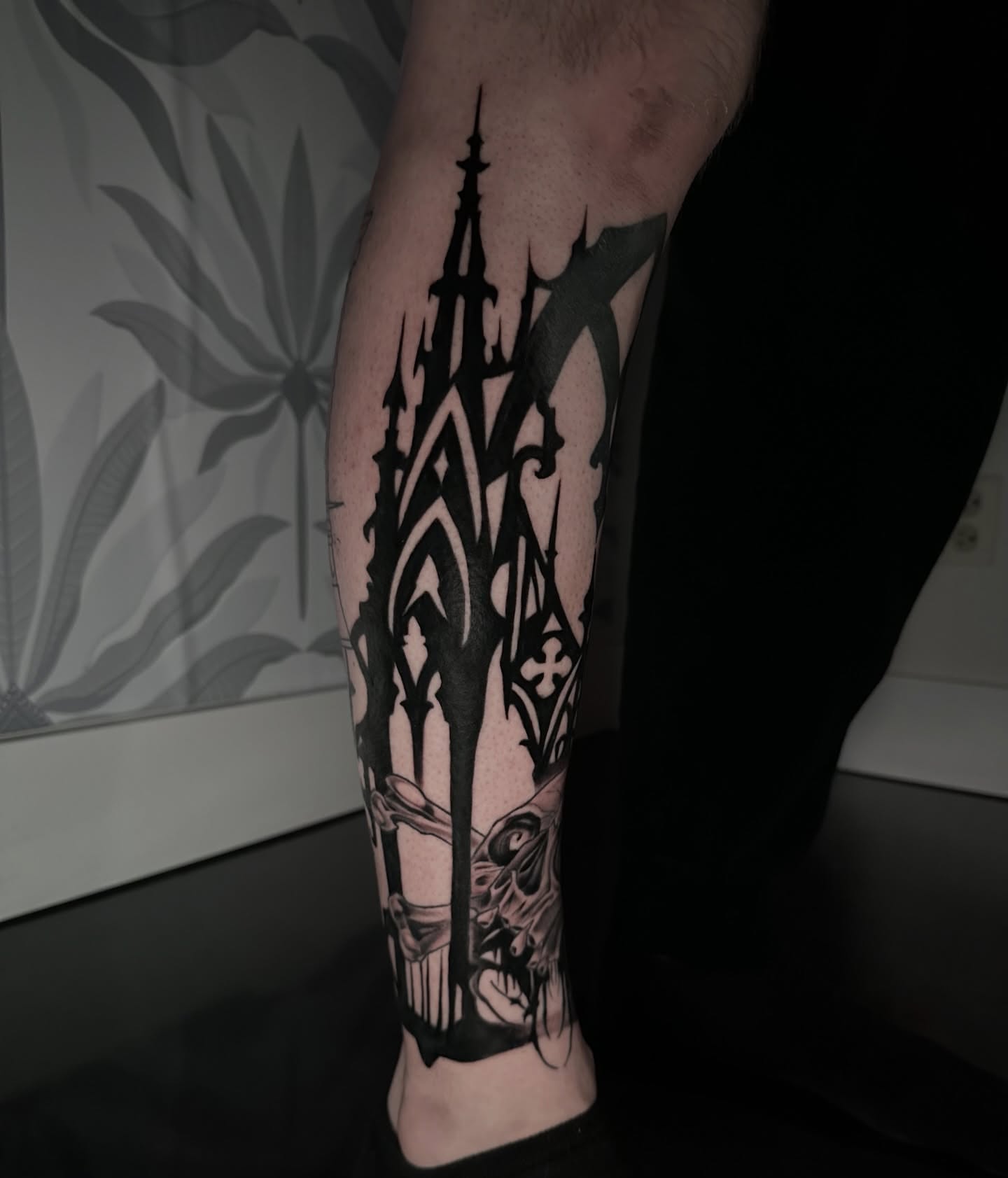 Tattoo by @teddigarsontattoos — black_and_grey, geometric
