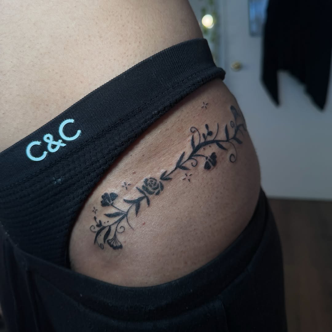 Tattoo by @elvineink — black_and_grey