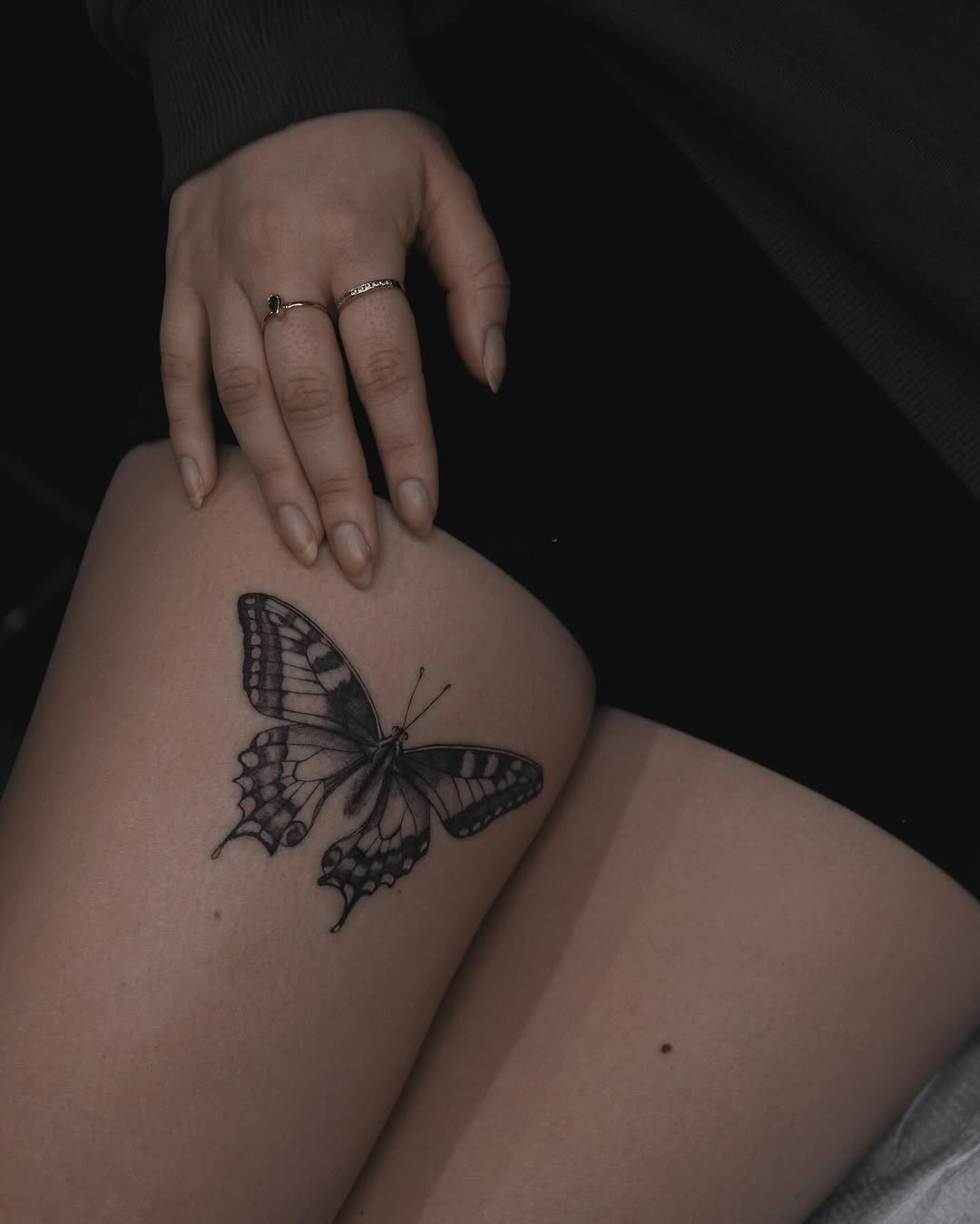 Tattoo by @ezzeink — black_and_grey, realism