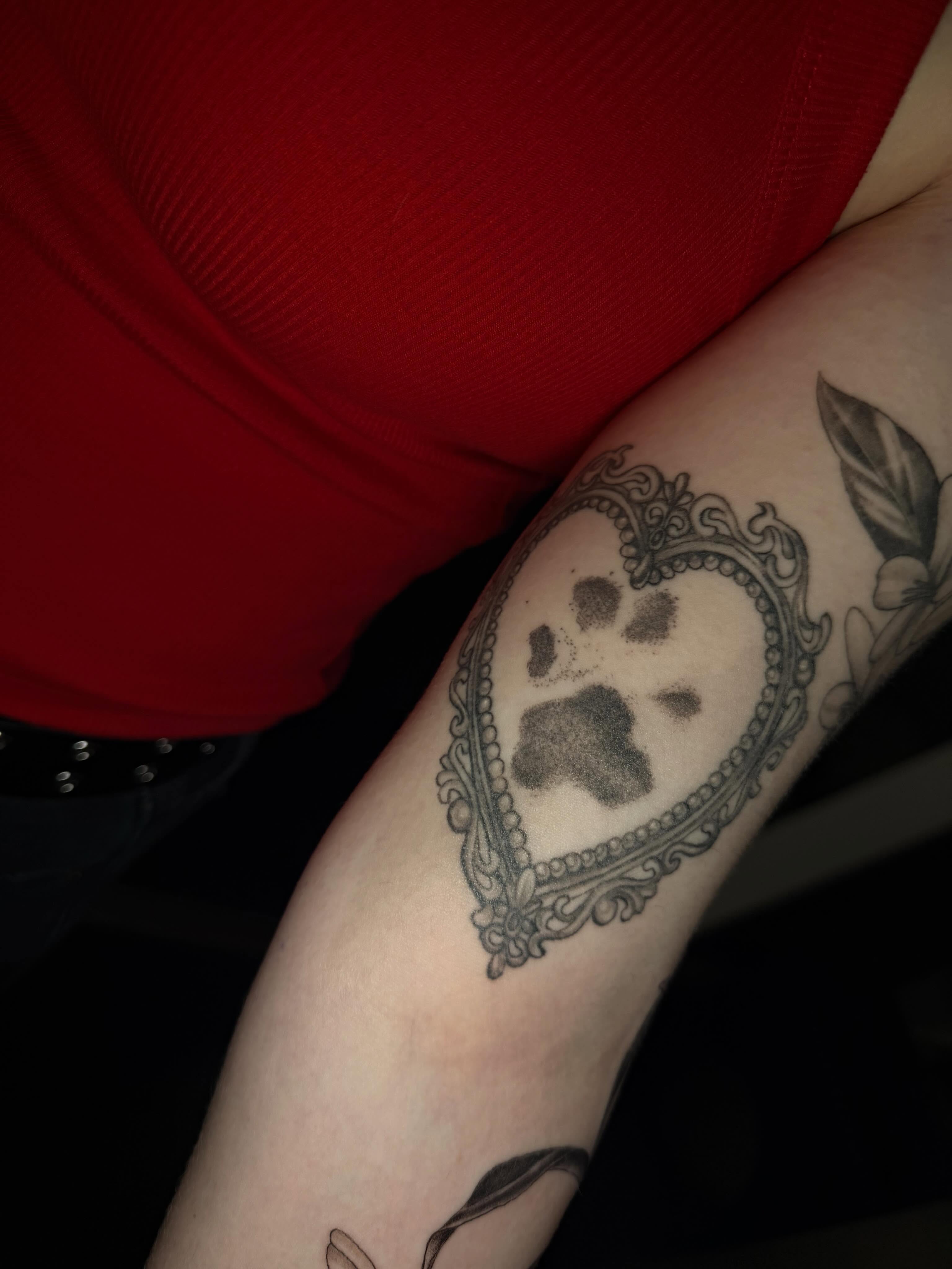 Paw print dotwork tattoo on the forearm by Ciera (Ribbit) ๐ธ