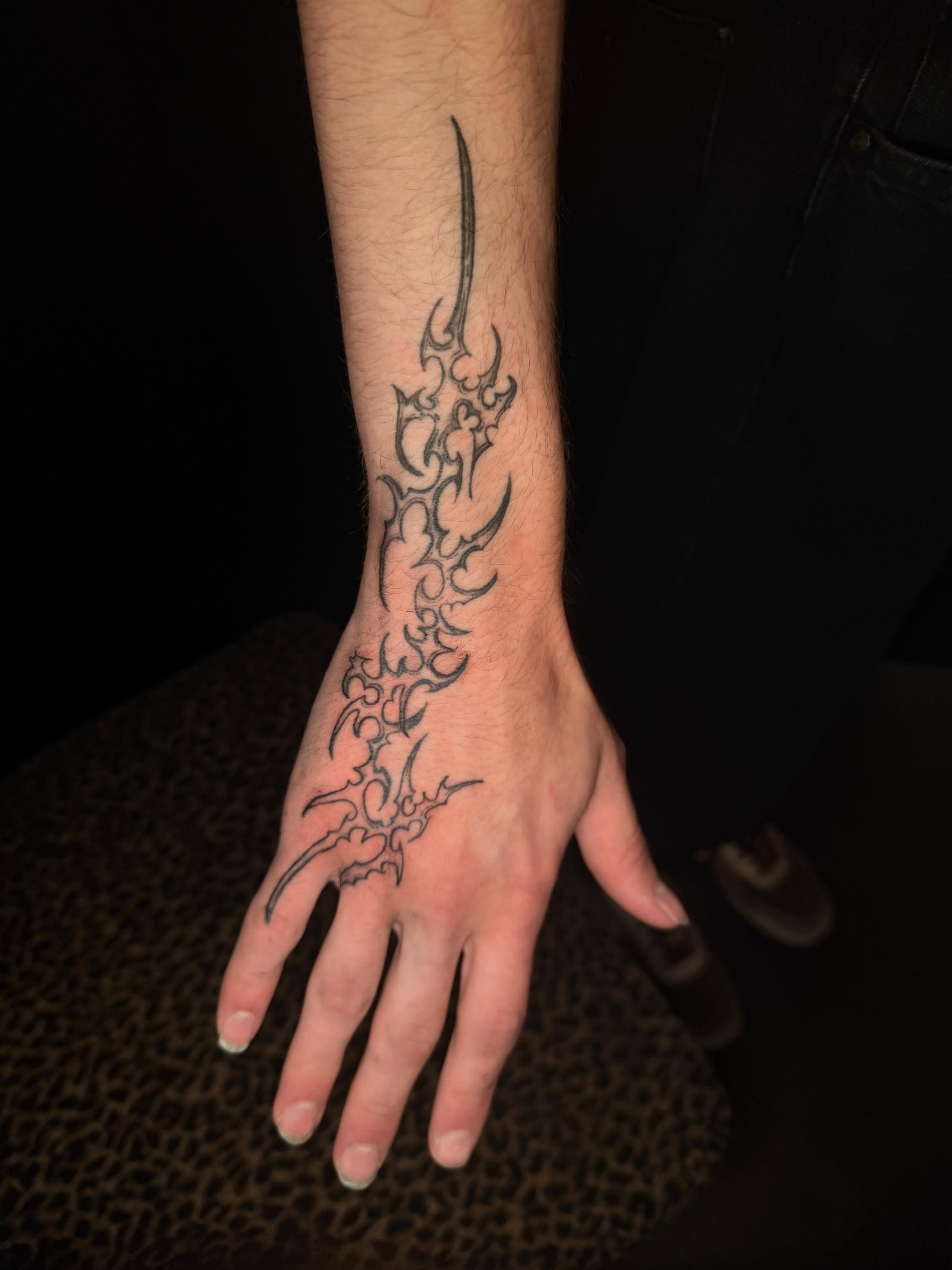 Tattoo by @rxbbbit โ tribal