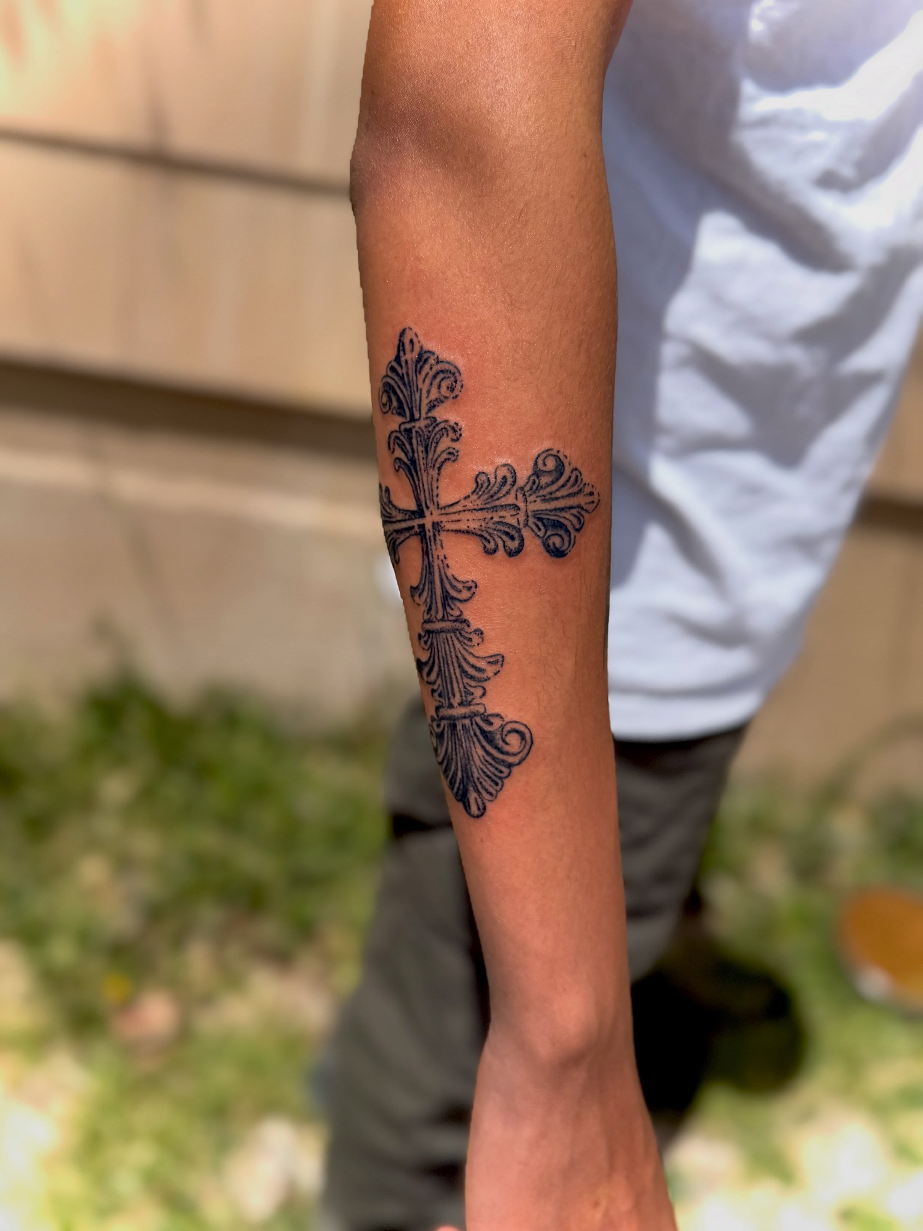 Cross black and grey tattoo on the forearm by Jocelyne ♡