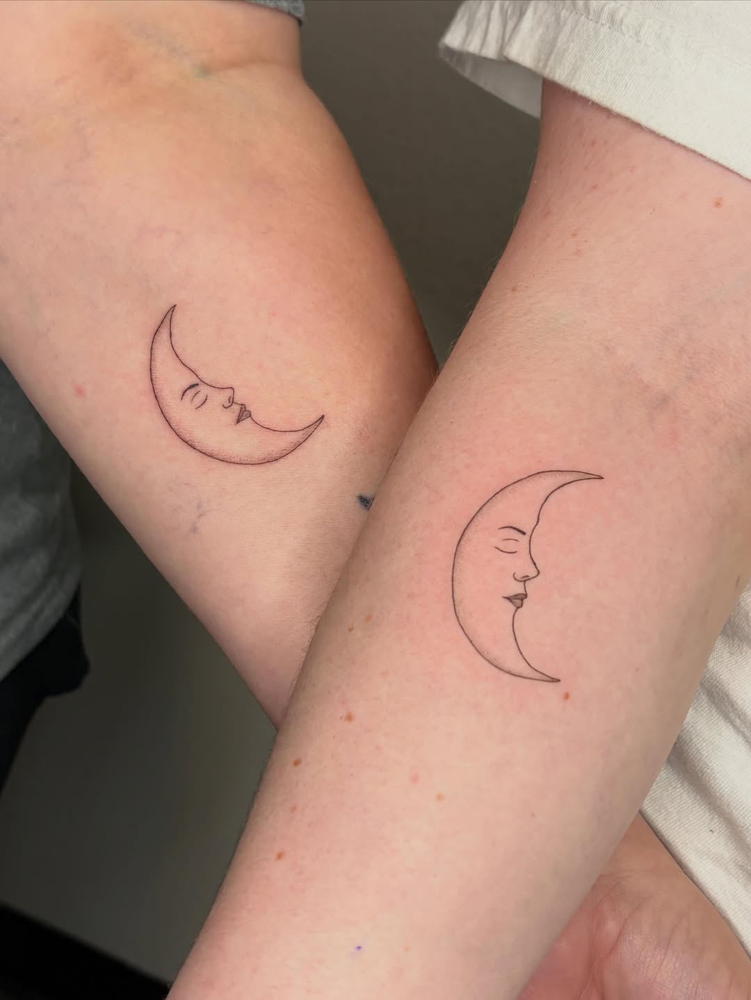 Tattoo by @alyssadoestattoos โ fine_line