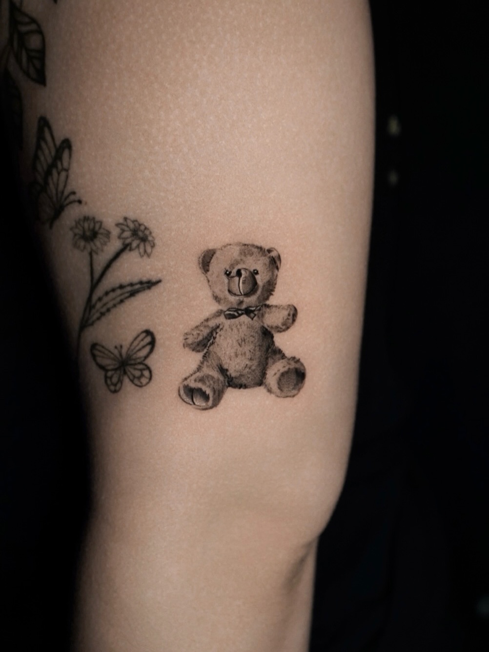 Tattoo by @anissatattoos β realism, black_and_grey