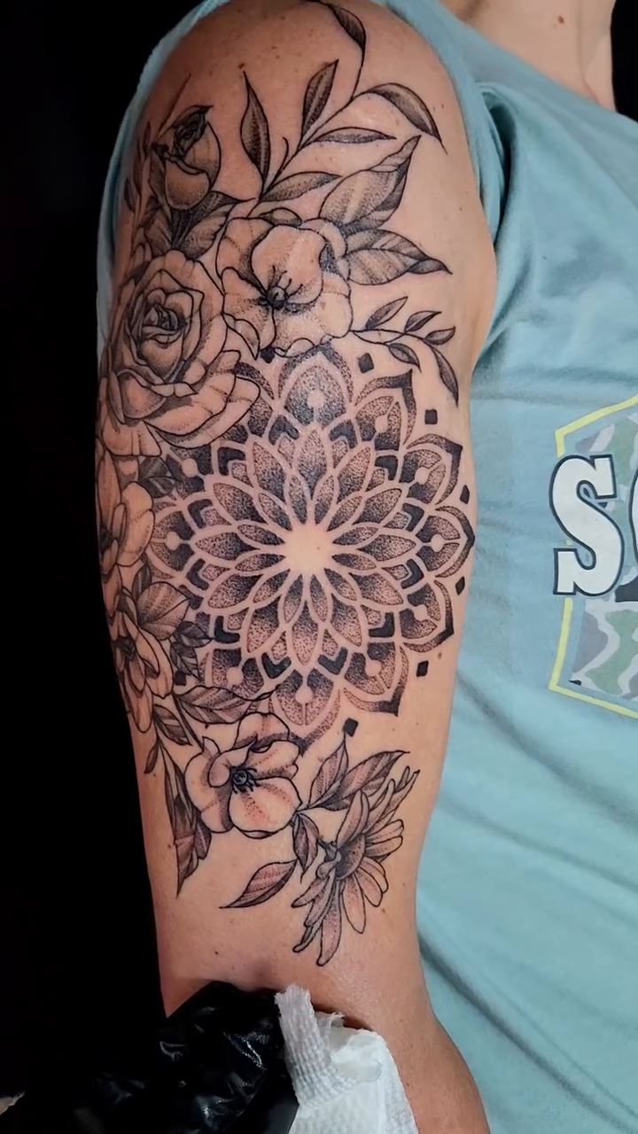 Tattoo by @sj.tattooz — geometric, black_and_grey