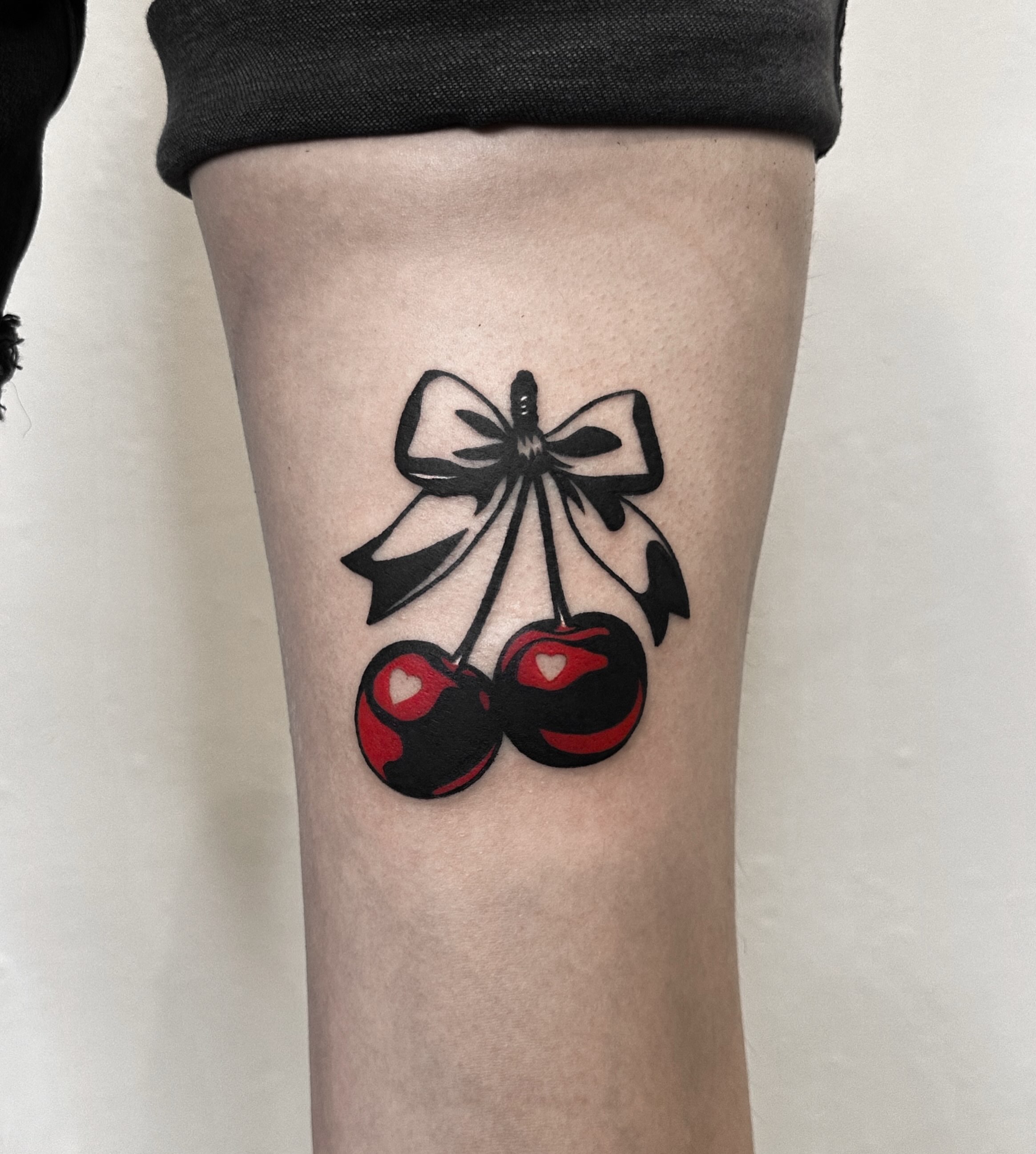 Tattoo by @beirxtt — black_and_grey