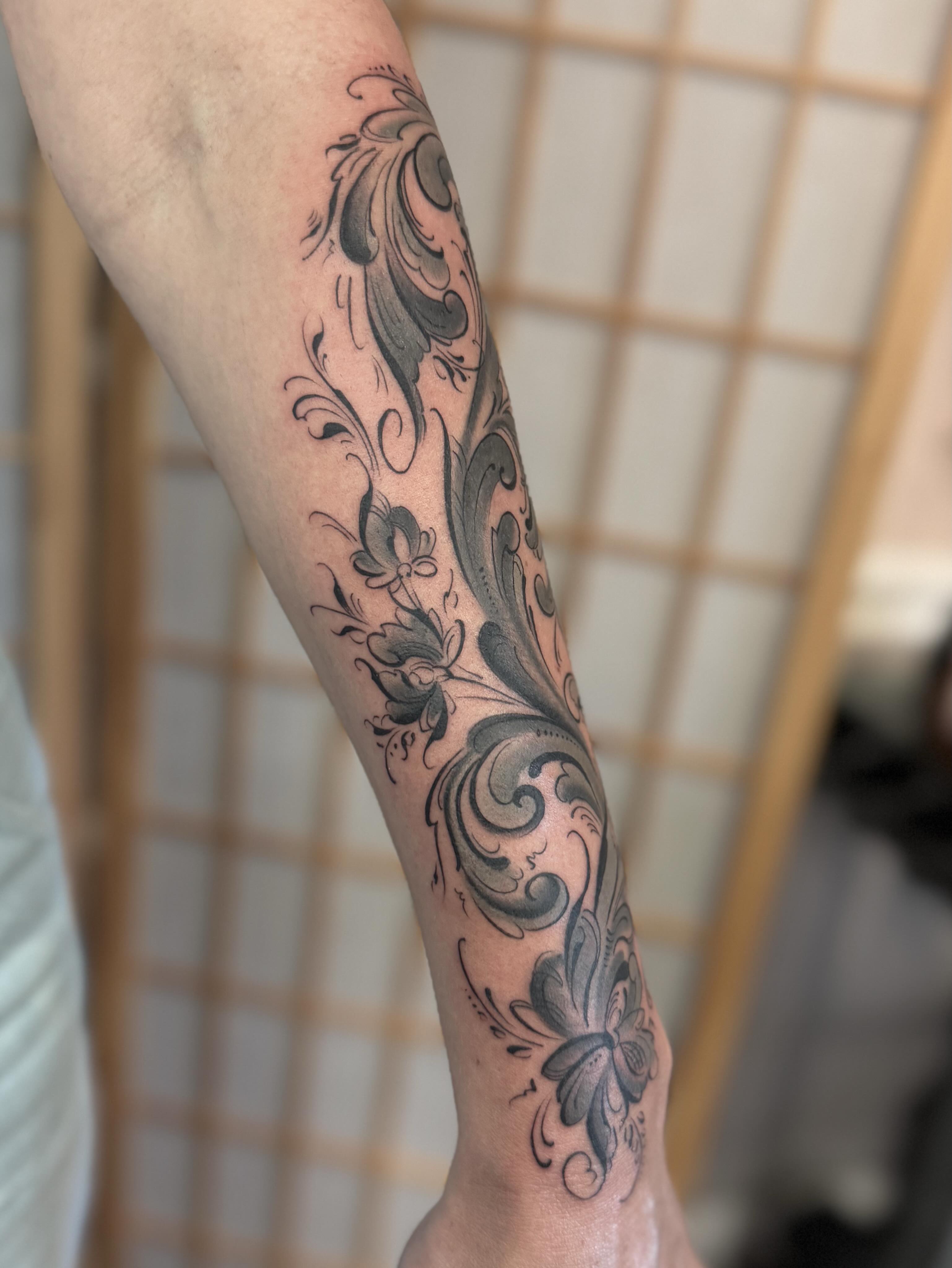 Floral design black and grey tattoo on the forearm by ⚔️ 𝕬𝖓𝖞𝖆 𝖁𝖎𝖈𝖙𝖔𝖗𝖎𝖆 ⚔️, Fairfax, Virginia