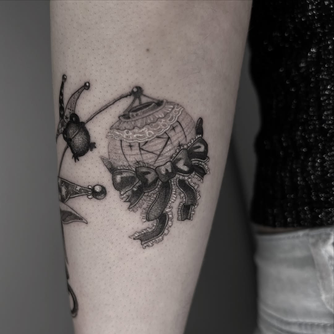 Tattoo by @amorfirme — realism, black_and_grey