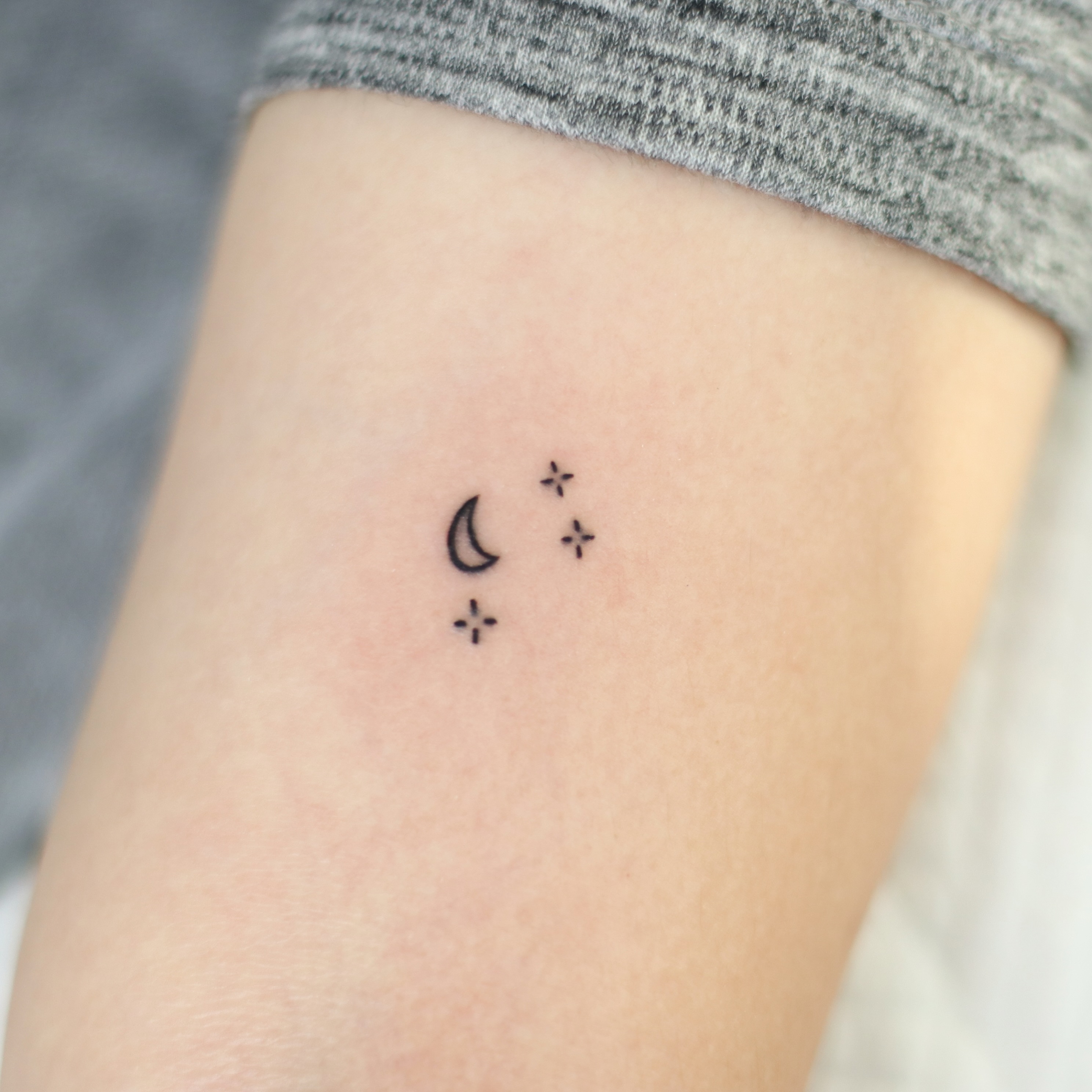 Tattoo by @wittybutton_tattoo — minimalist