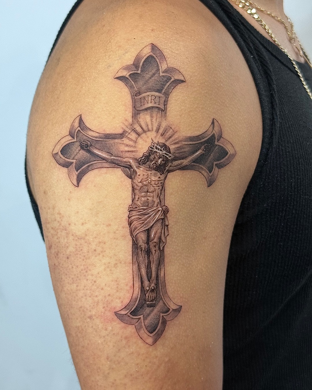 Tattoo by @hudiny_tattoo — black_and_grey, realism
