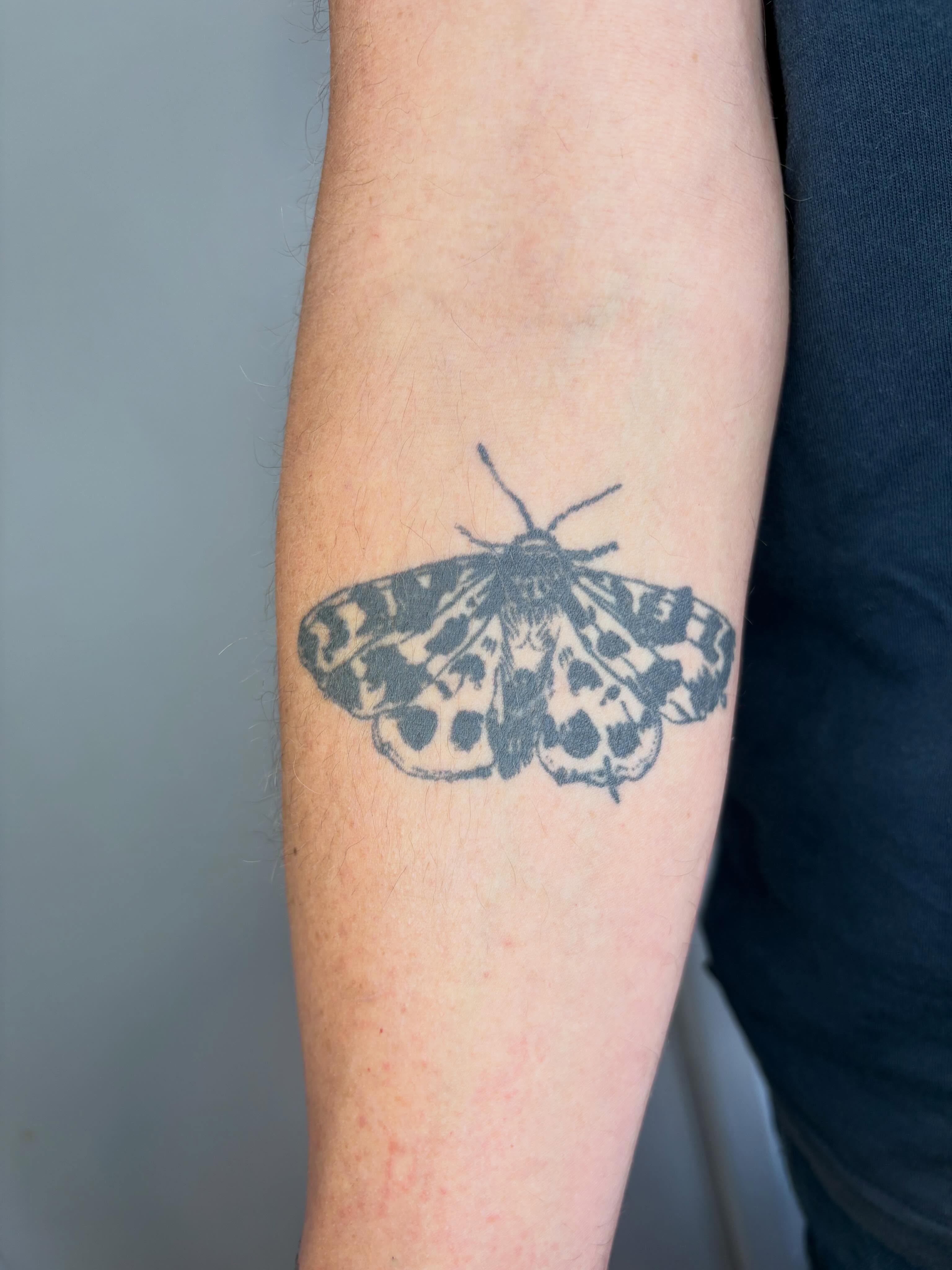 Tattoo by @lamhamilton β black_and_grey