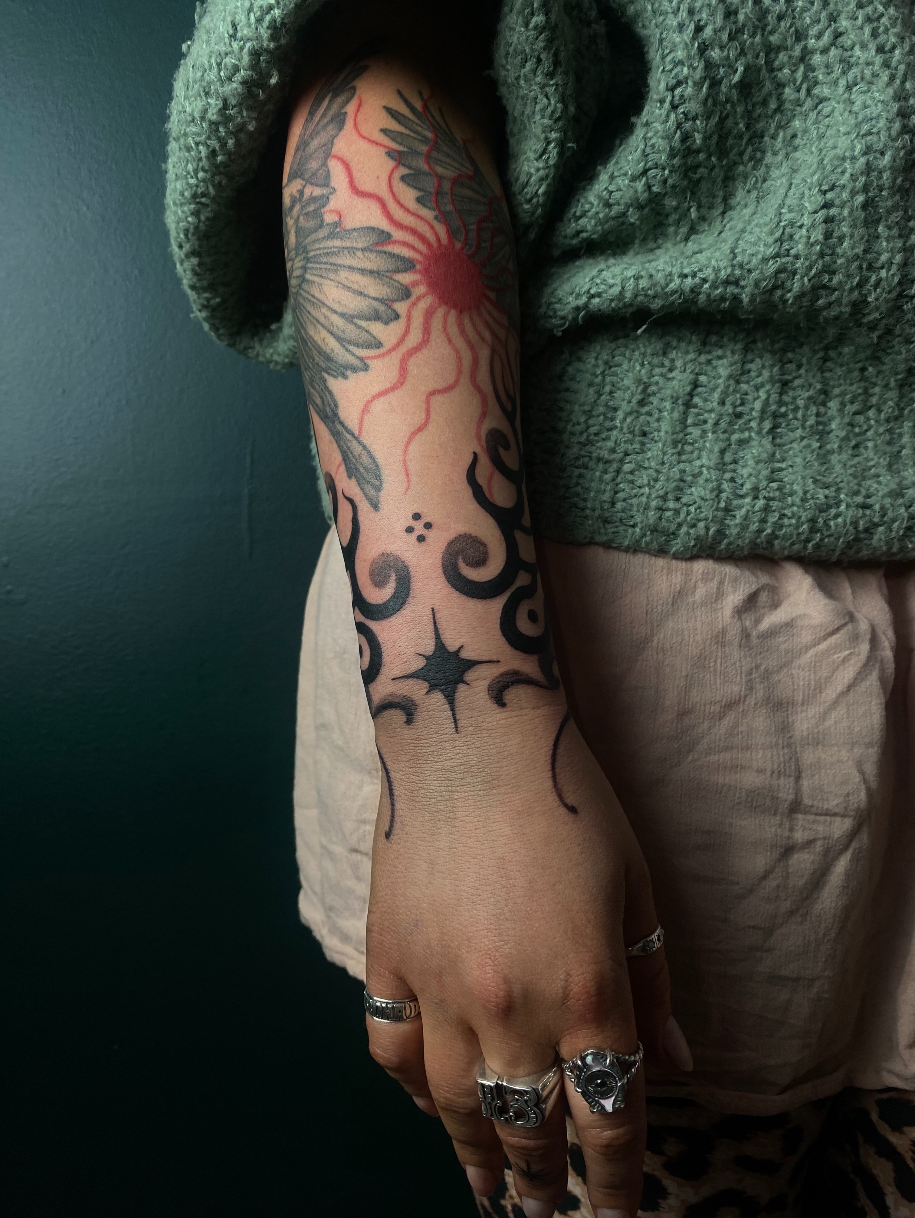 Tattoo by @bimtxtt — neo_traditional, dotwork