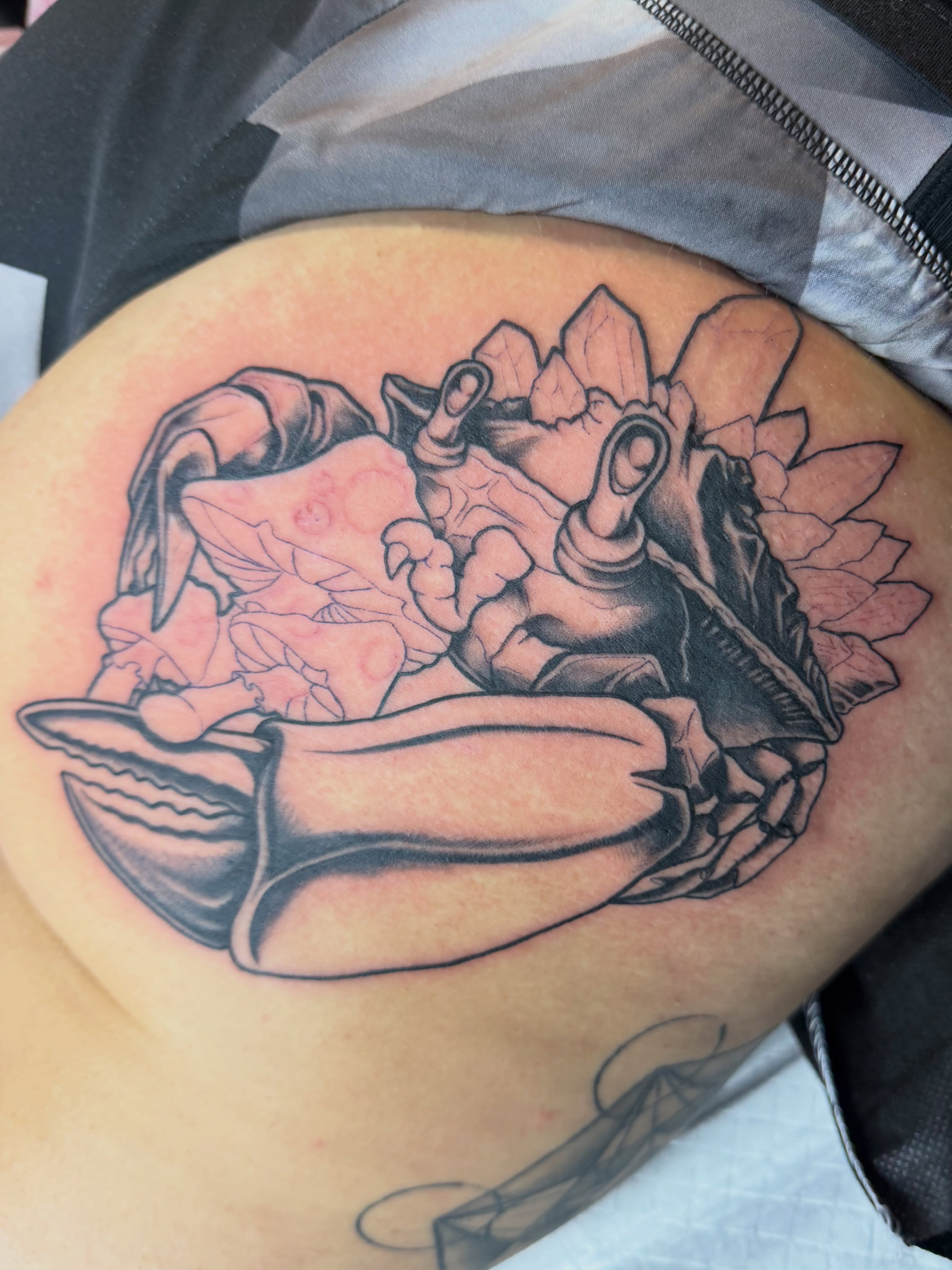 Tattoo by @tylerjewetttattoos — black_and_grey