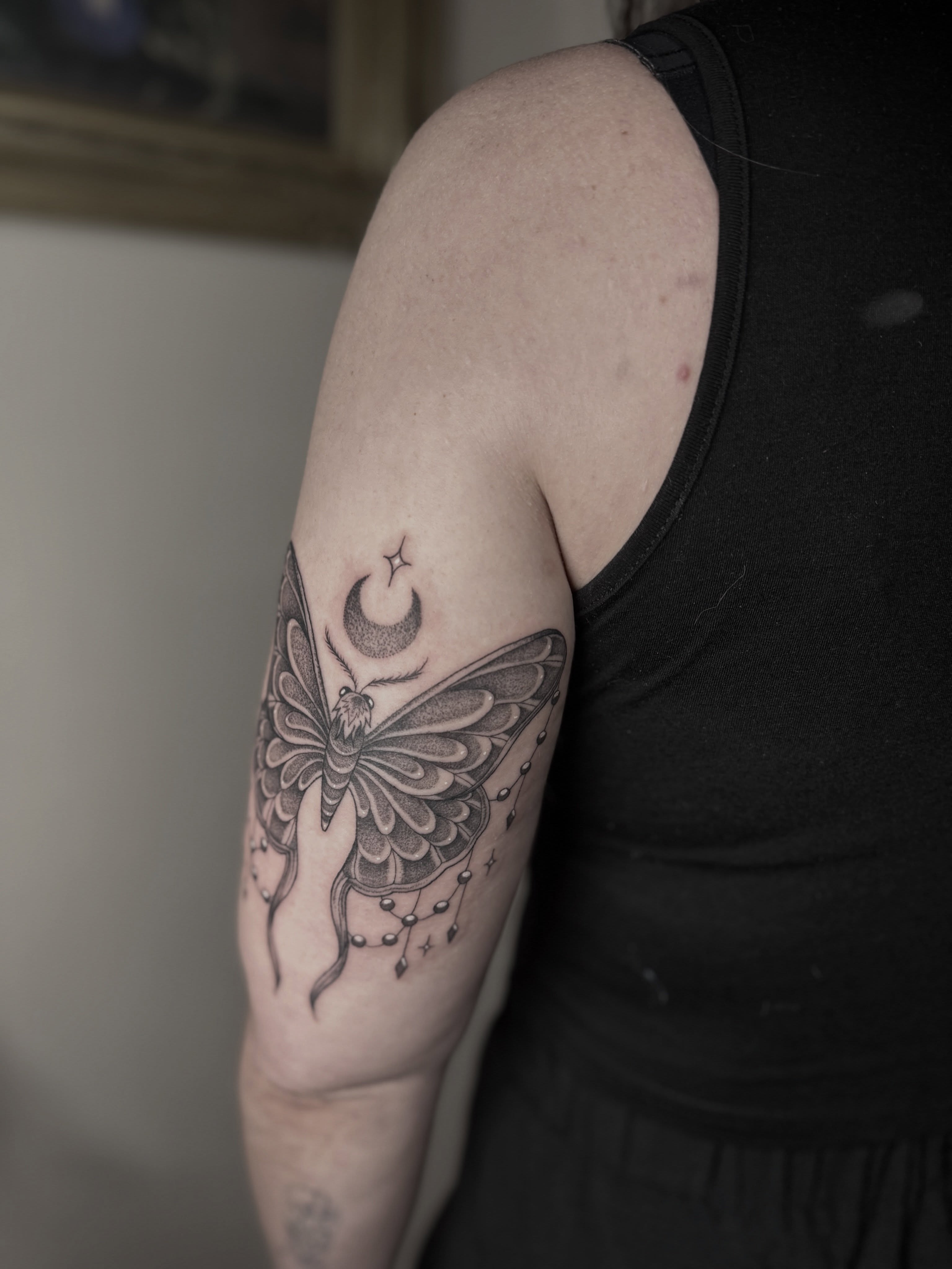 Butterfly dotwork tattoo on the forearm by Mara Flores βπΛβ§