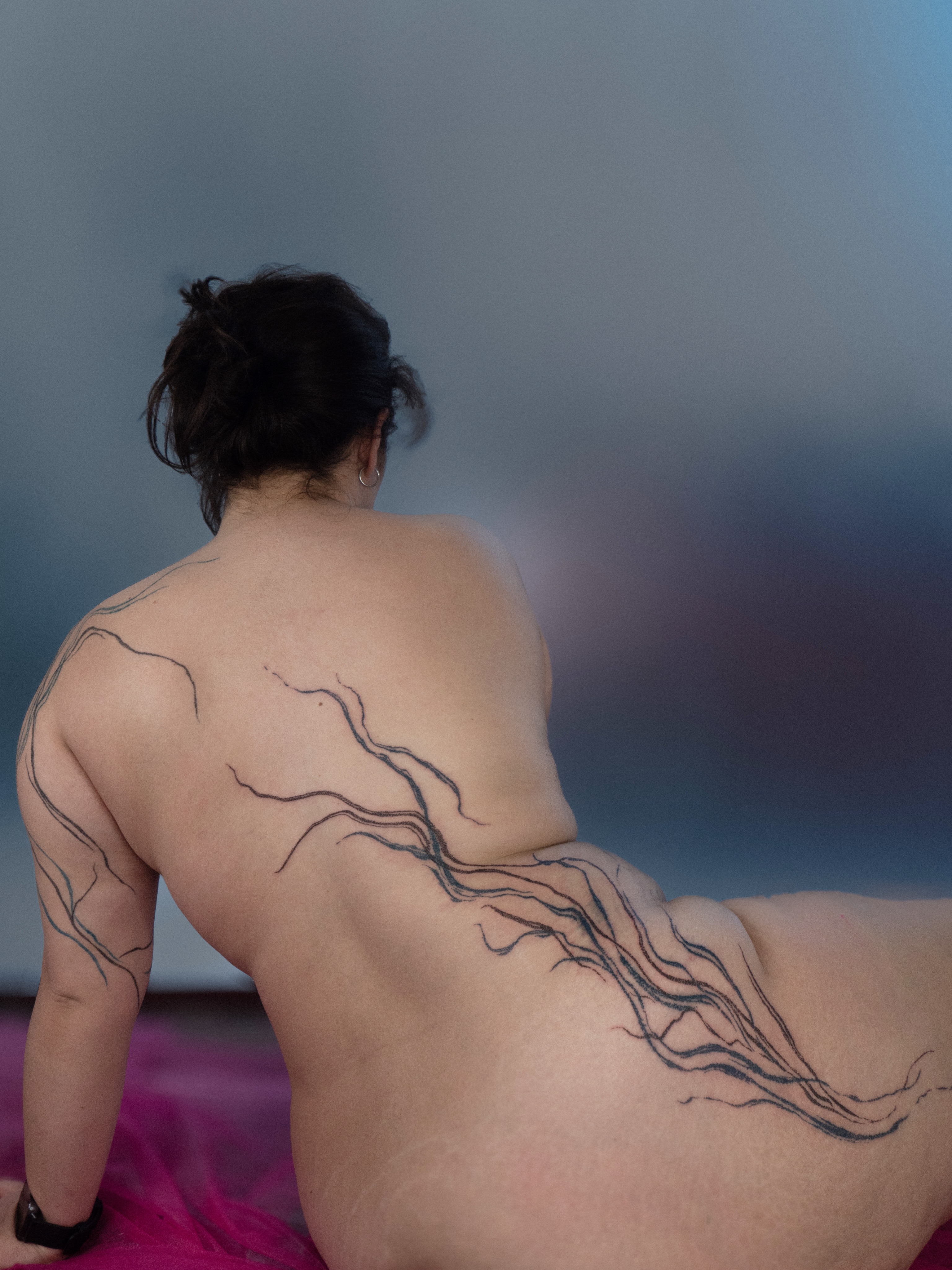 Tattoo by @kyklothymia — black_and_grey