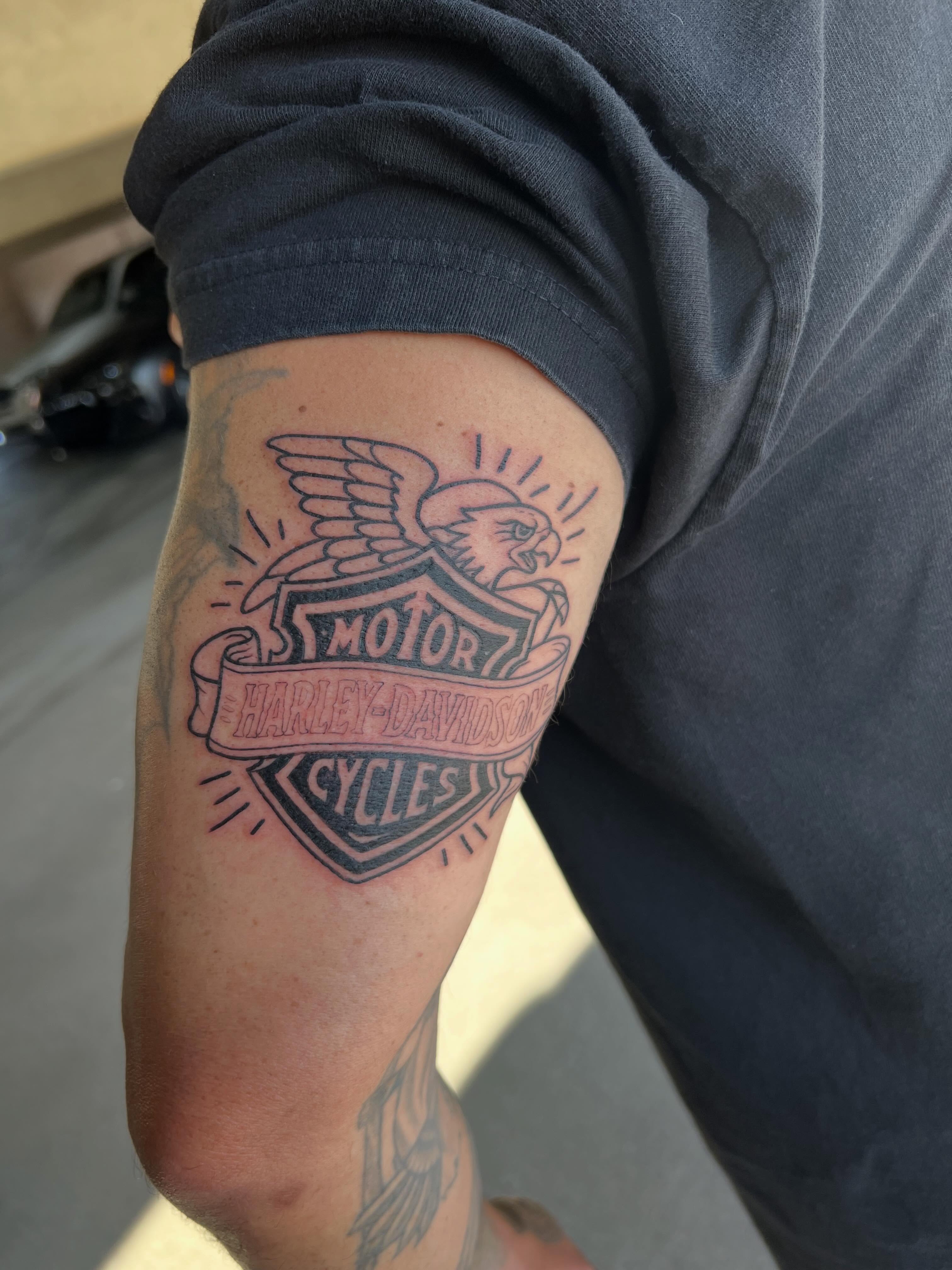 Tattoo by @jusan.tattoos — american_traditional