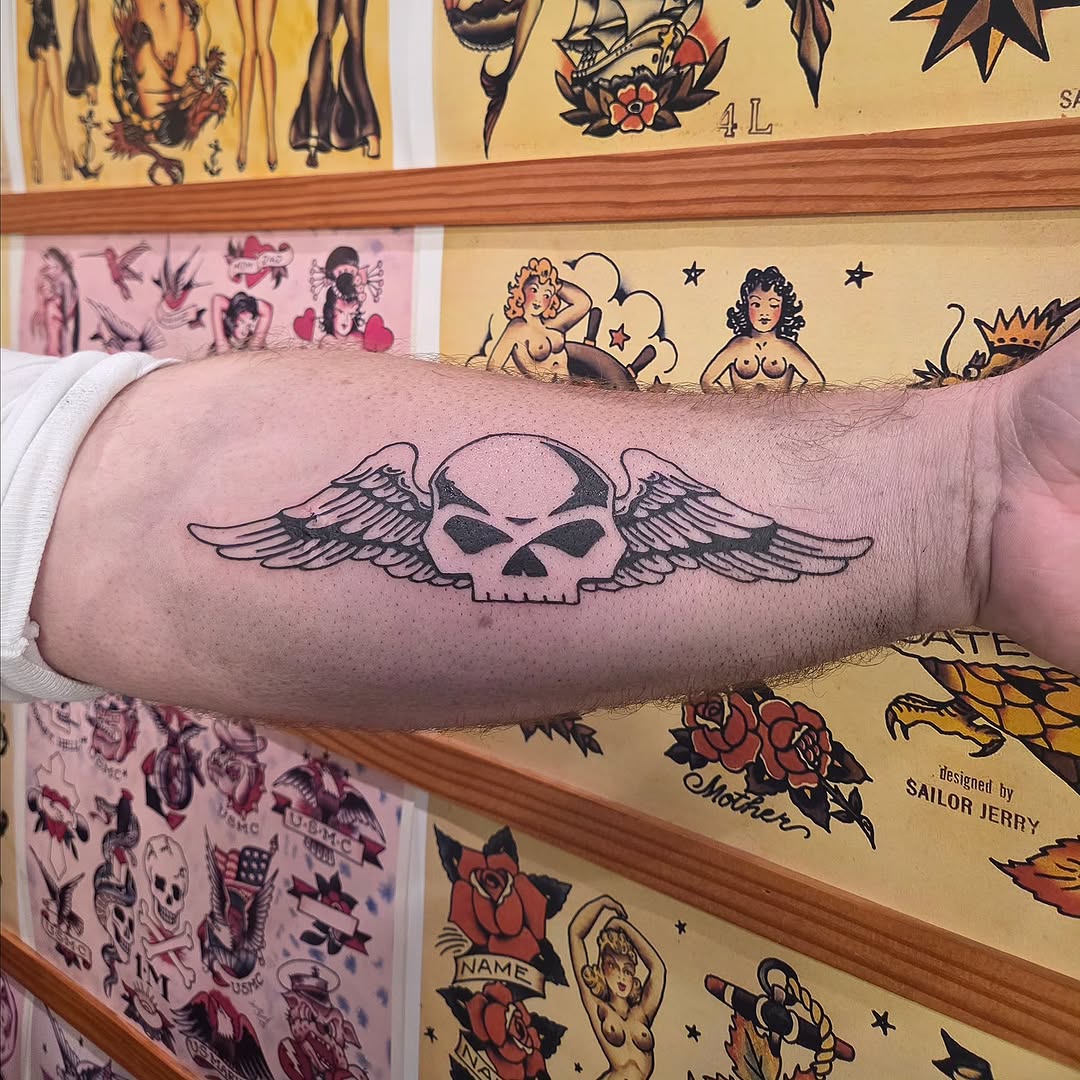 Tattoo by @katconiglioart — american_traditional