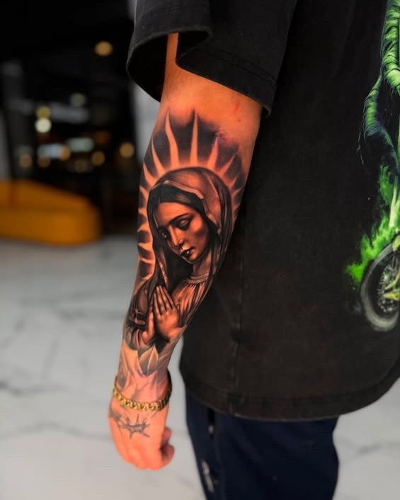 Tattoo by @jovastattoo โ realism, black_and_grey
