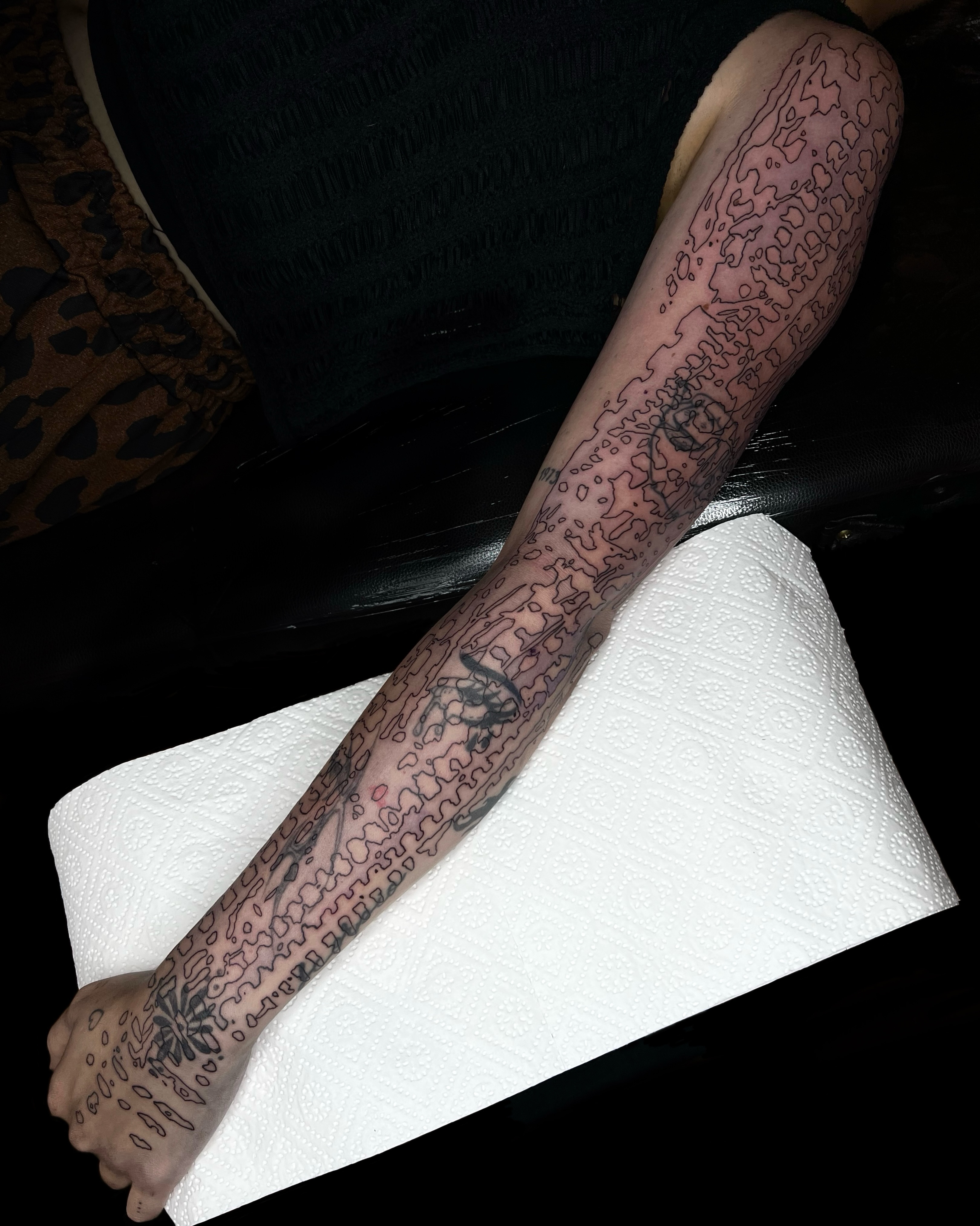 Tattoo by @axelj_ttt — black_and_grey