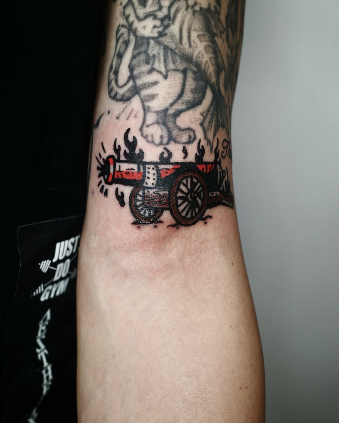 Tattoo by @takuu_tattoo — american_traditional