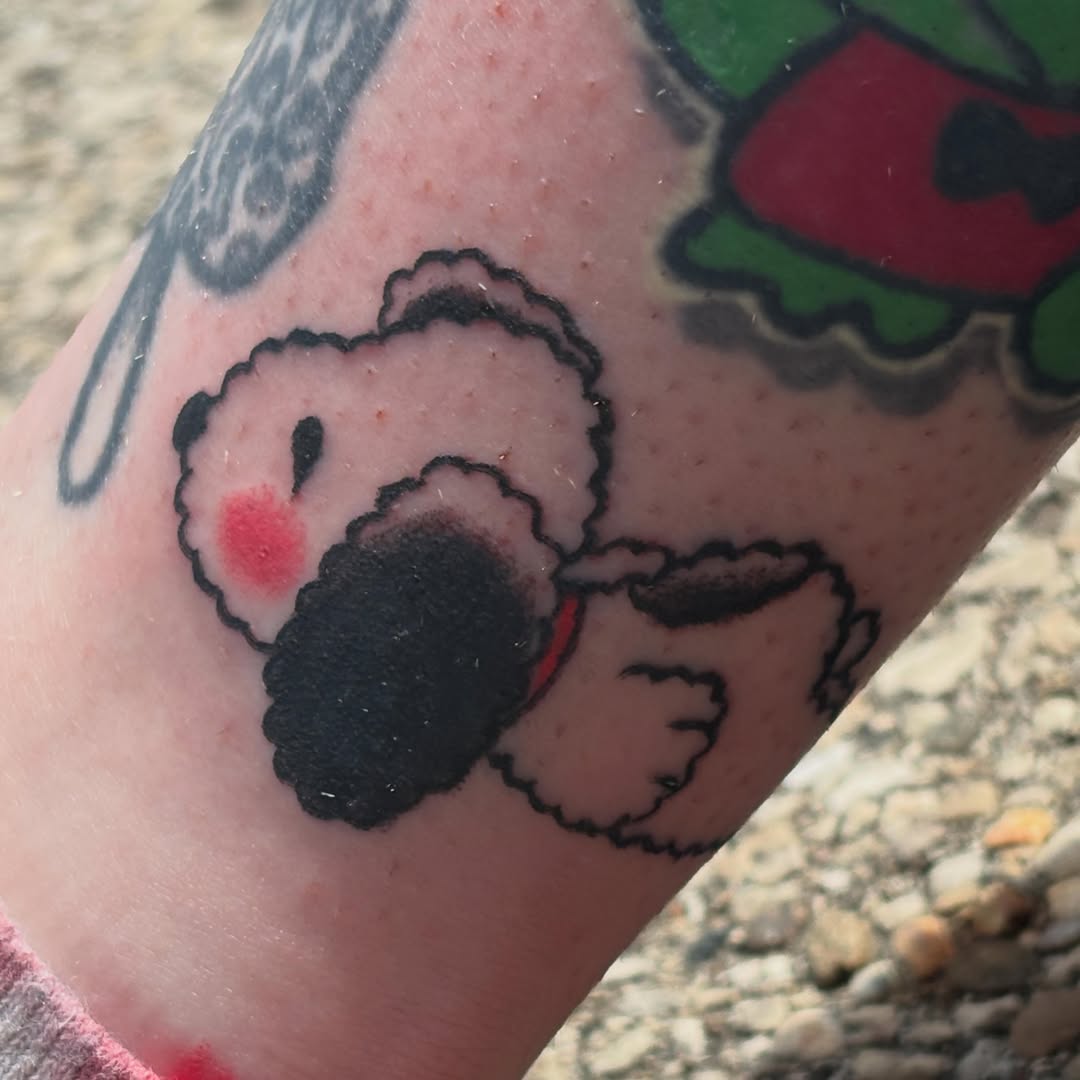 Tattoo by @linerthreat — new_school