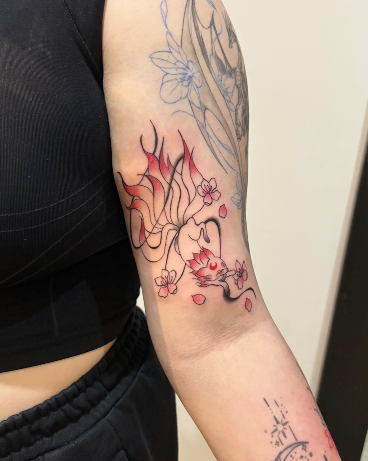 Tattoo by @yuni_tattooer β dotwork, anime