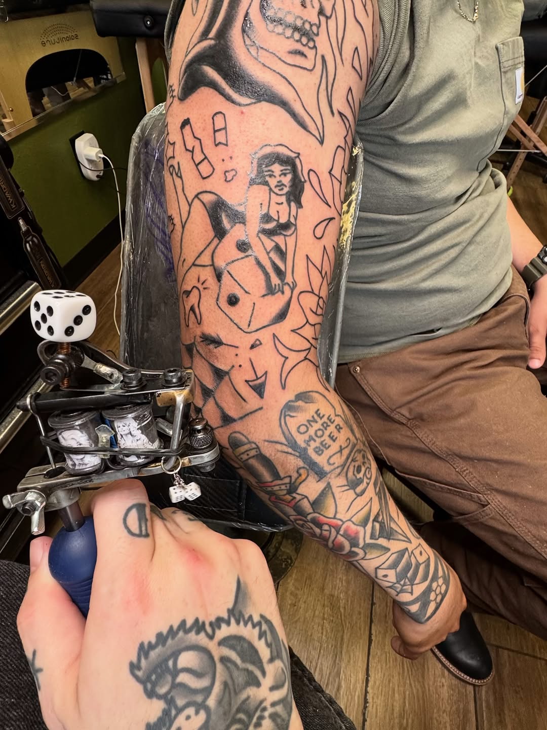 Tattoo by @tattoomuto — american_traditional